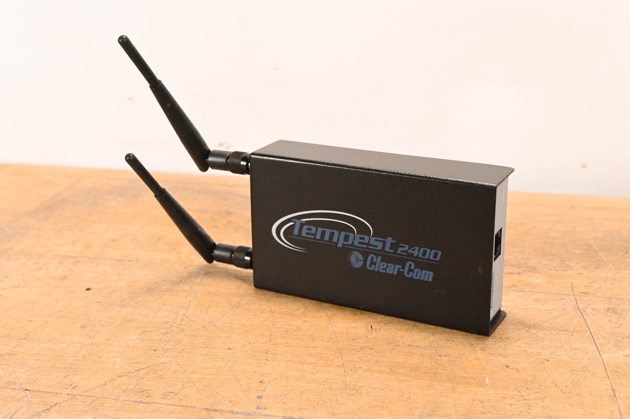 Clear-Com Tempest 2400 CCT-RT 2.4GHz Remote Wireless Transceiver Base