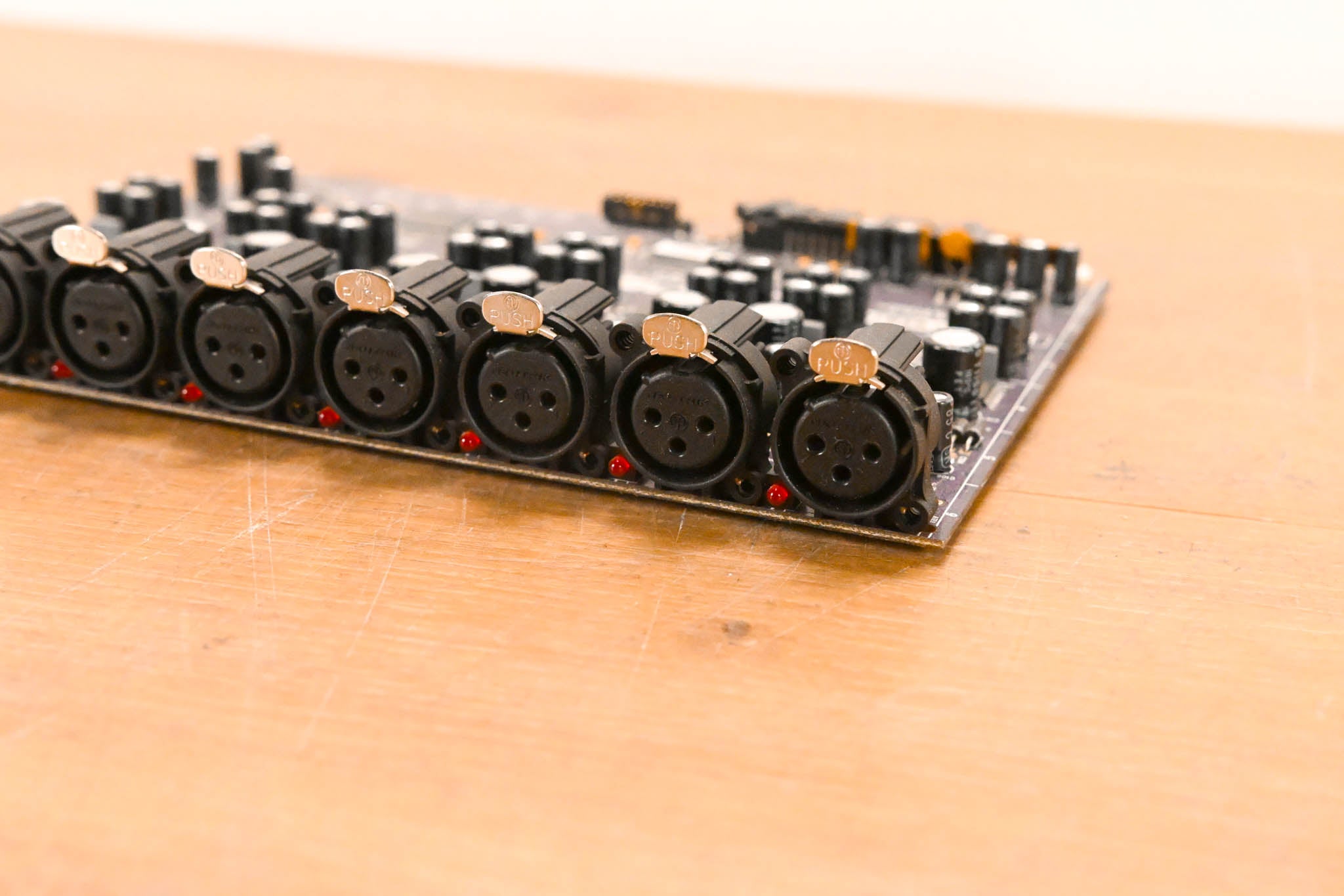 Midas DL241 Analogue Input Module 8-Channel XLR Card - Issue D