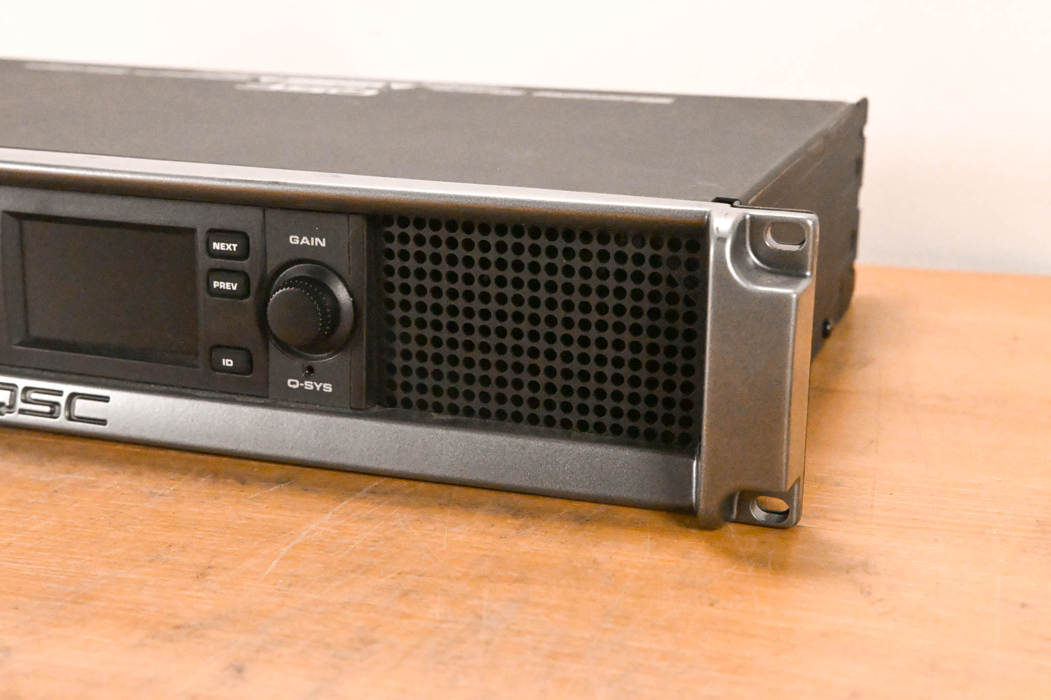 QSC CXD4.2Q 4-Channel, 2000W Network Amplifier