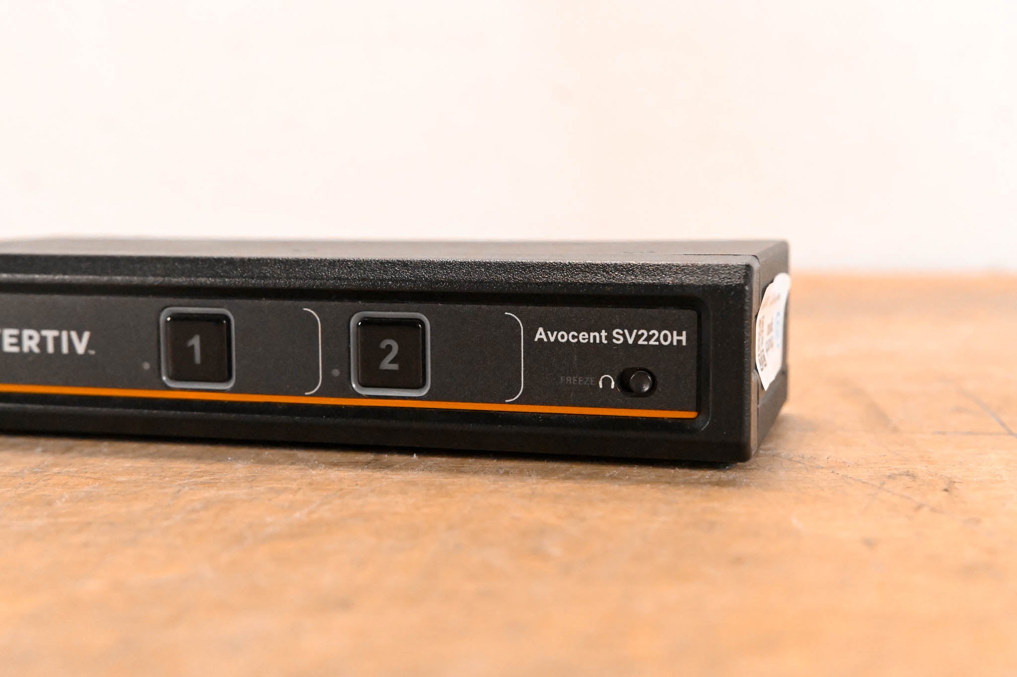Vertiv Avocent SV220H 2-Port HDMI 4K Desktop KVM Switch (NO PSU)