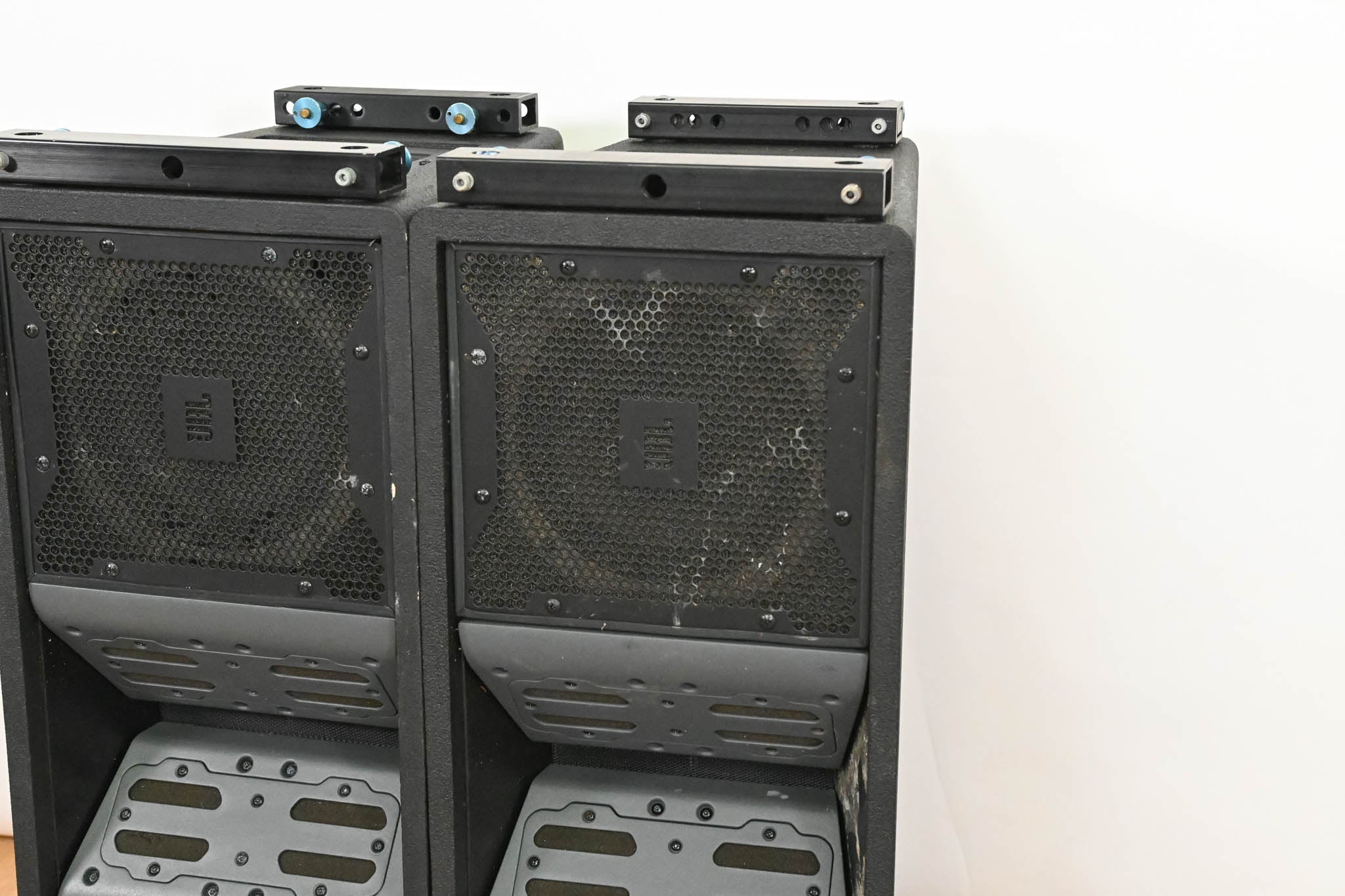 JBL VT4887 Compact Bi-Amplified 3-Way Line Array Element (PAIR)