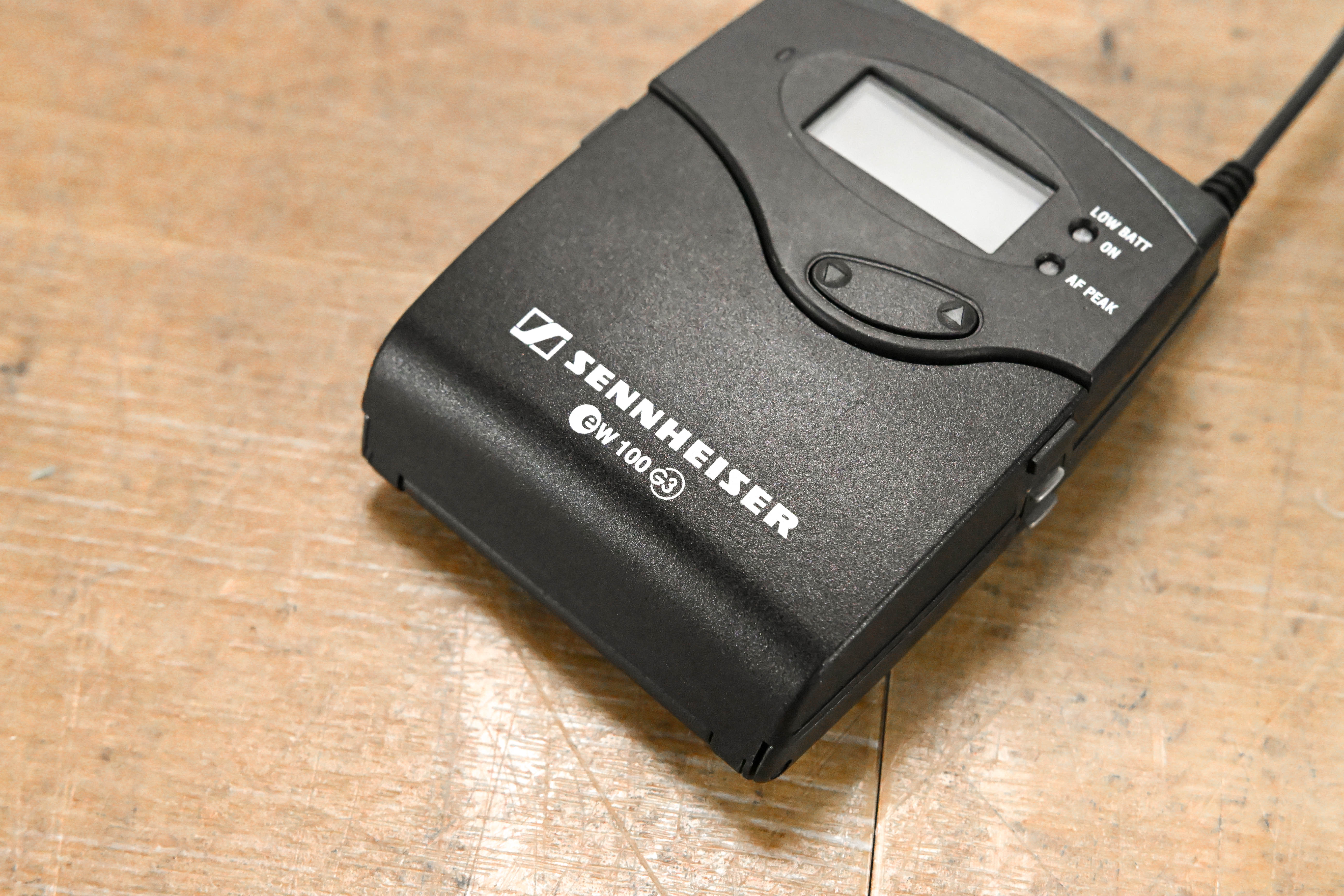 Sennheiser SK 100 G3 Wireless Bodypack Transmitter A Range: 516-558 MHz