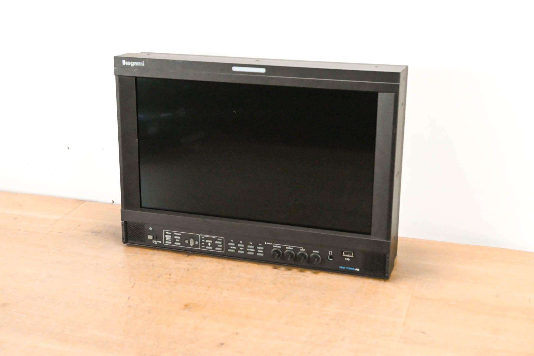 Ikegami HEM-1770WR 17" Multi-format OLED Color Master Monitor