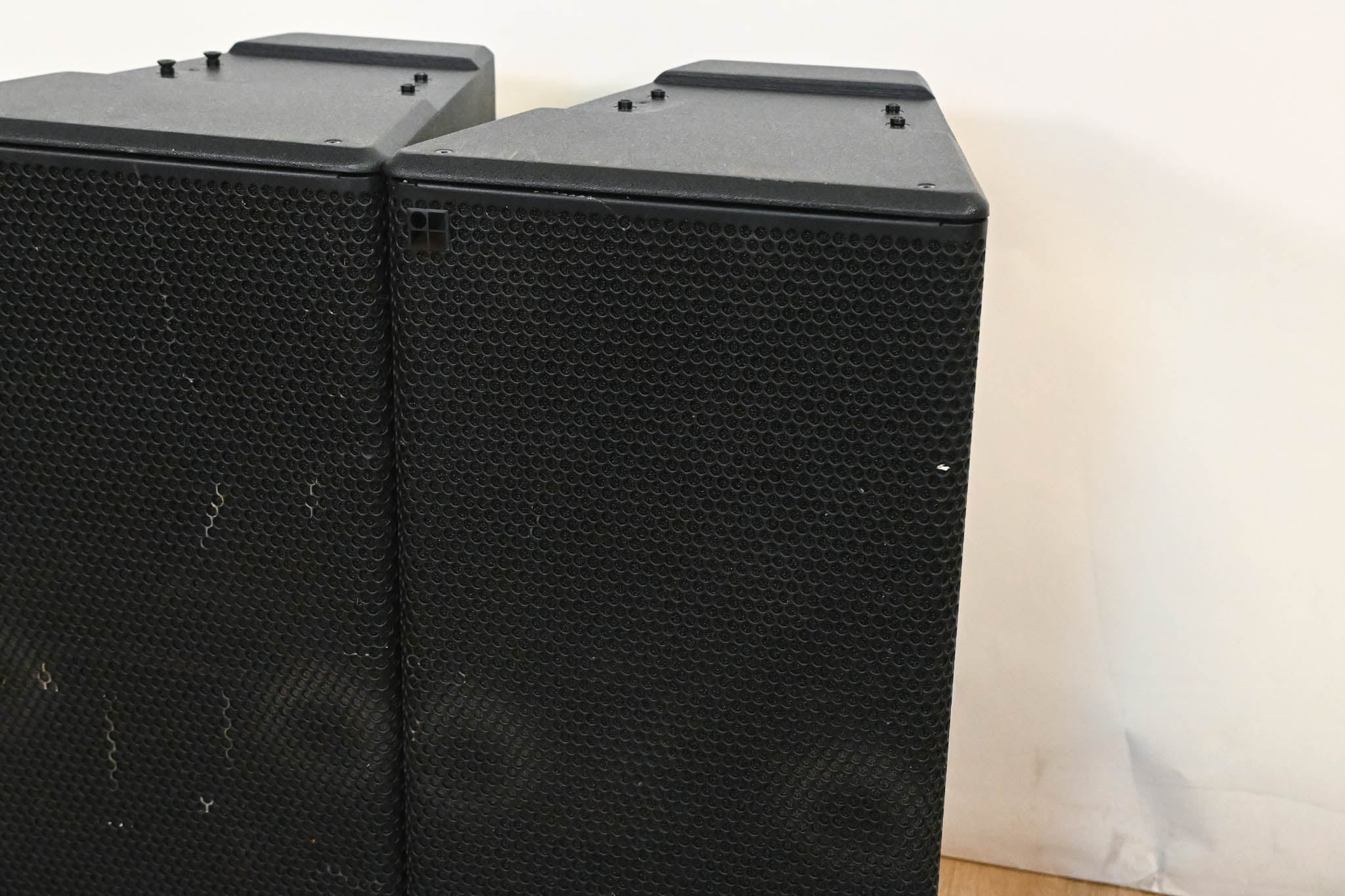 d&b audiotechnik 10AL Installation Two-Way Line Array Loudspeaker (PAIR)