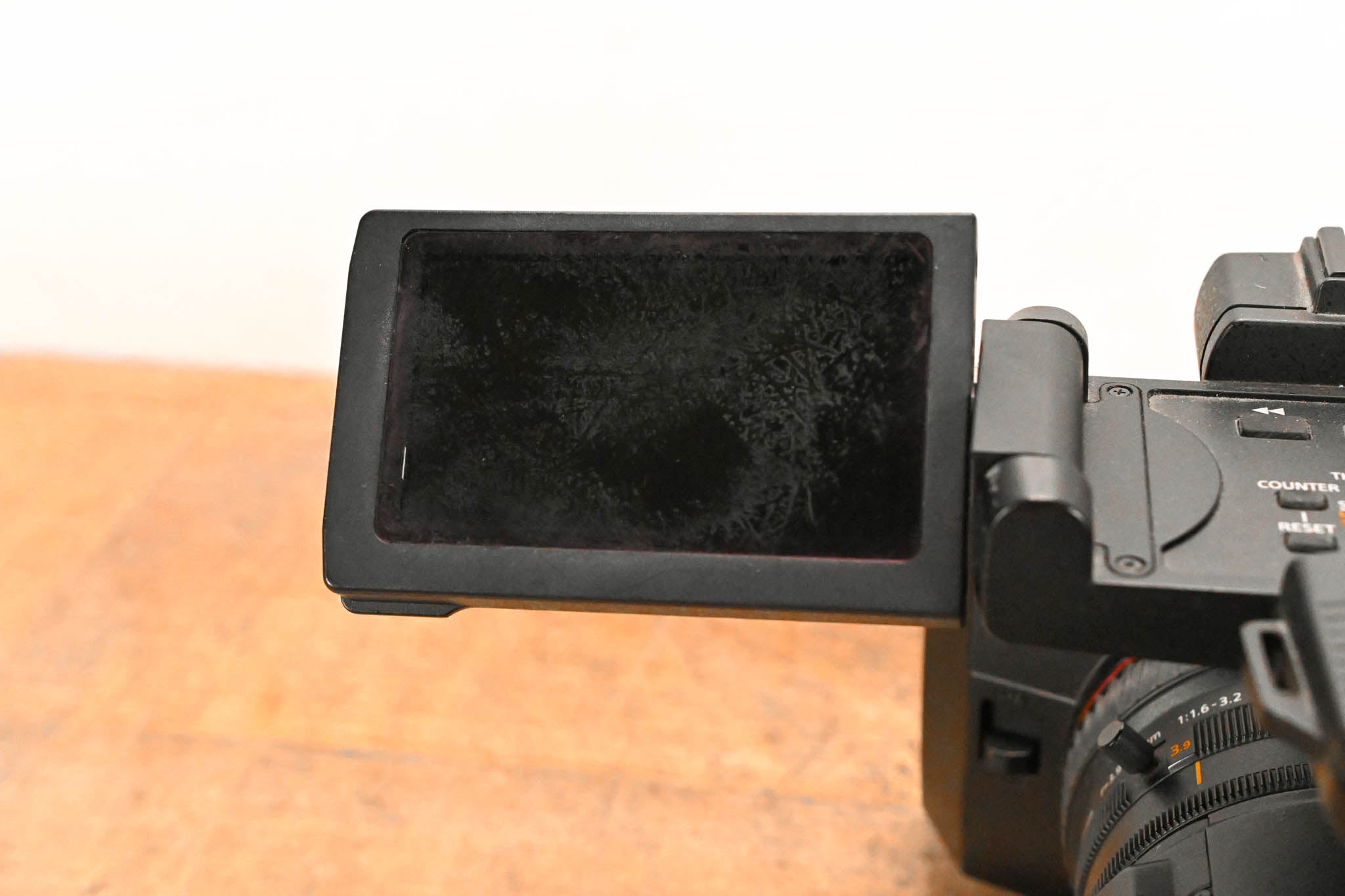 Panasonic AJ-PX270 microP2 AVC-ULTRA Handheld HD Camcorder