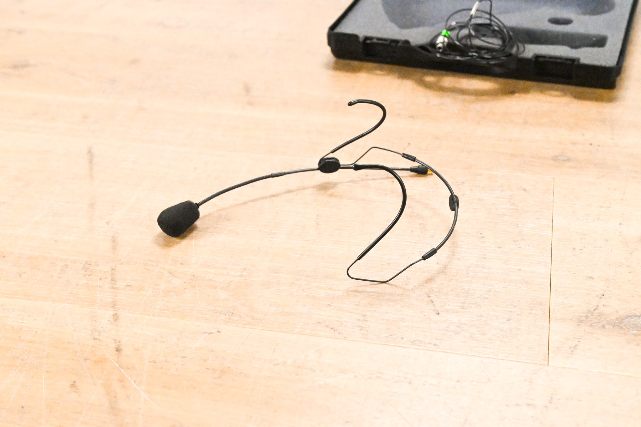 Sennheiser HSP-4 Over-Ear Microphone