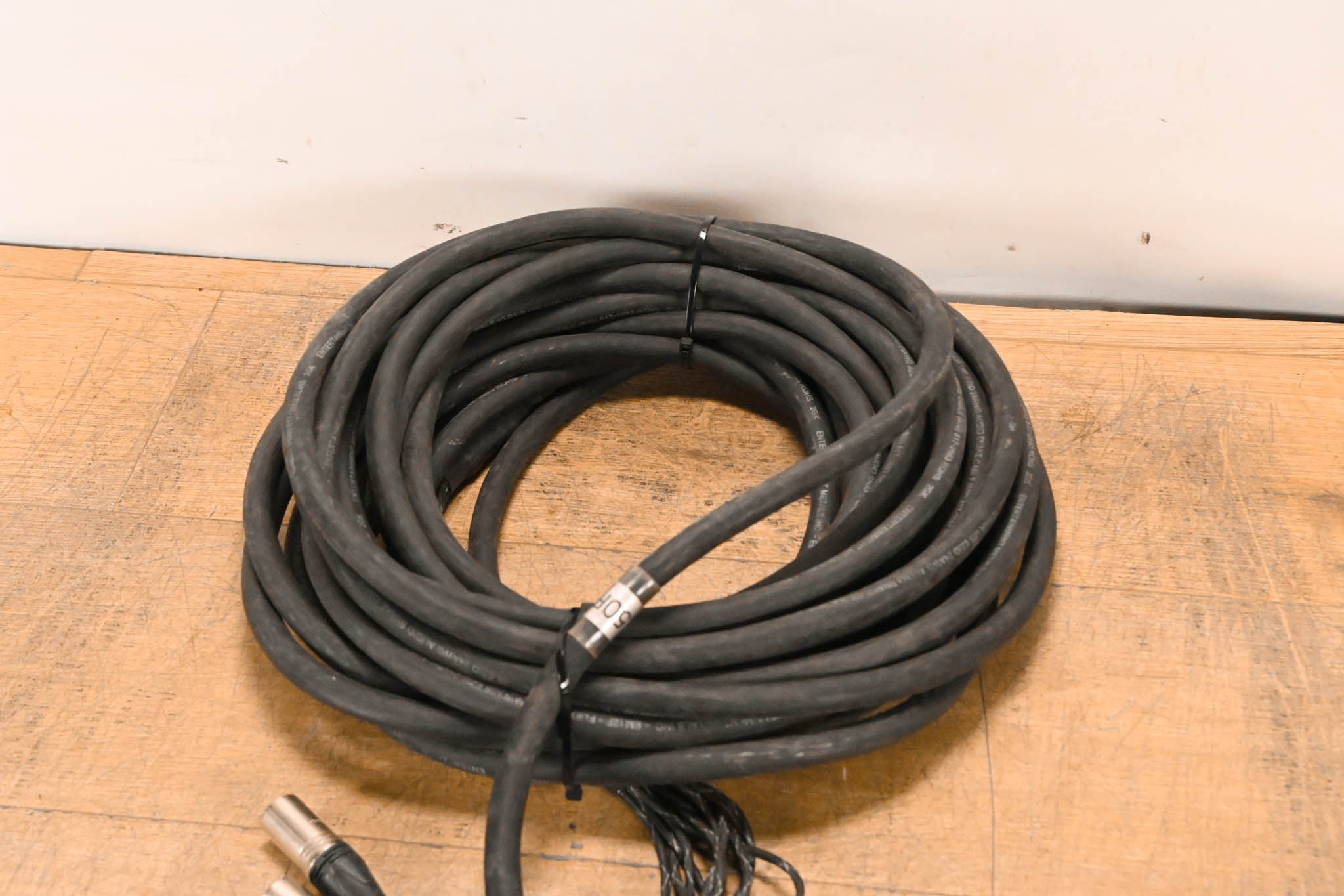 Unbranded DT-12 Female 37-Pin Connector to (12x)XLRM Cable - 50ft