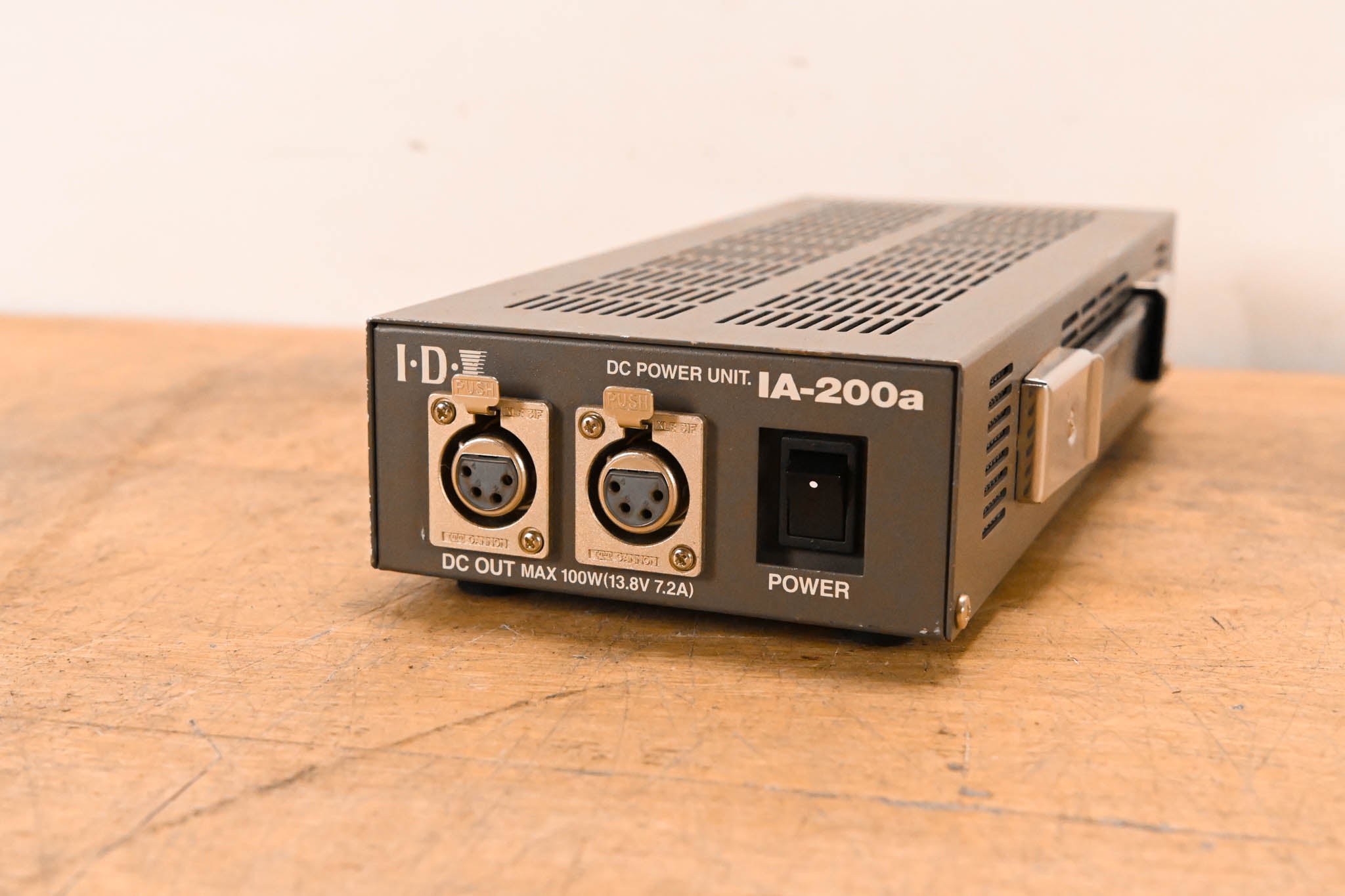 IDX System Technology IA-200a Dual-Channel Camera Power Supply