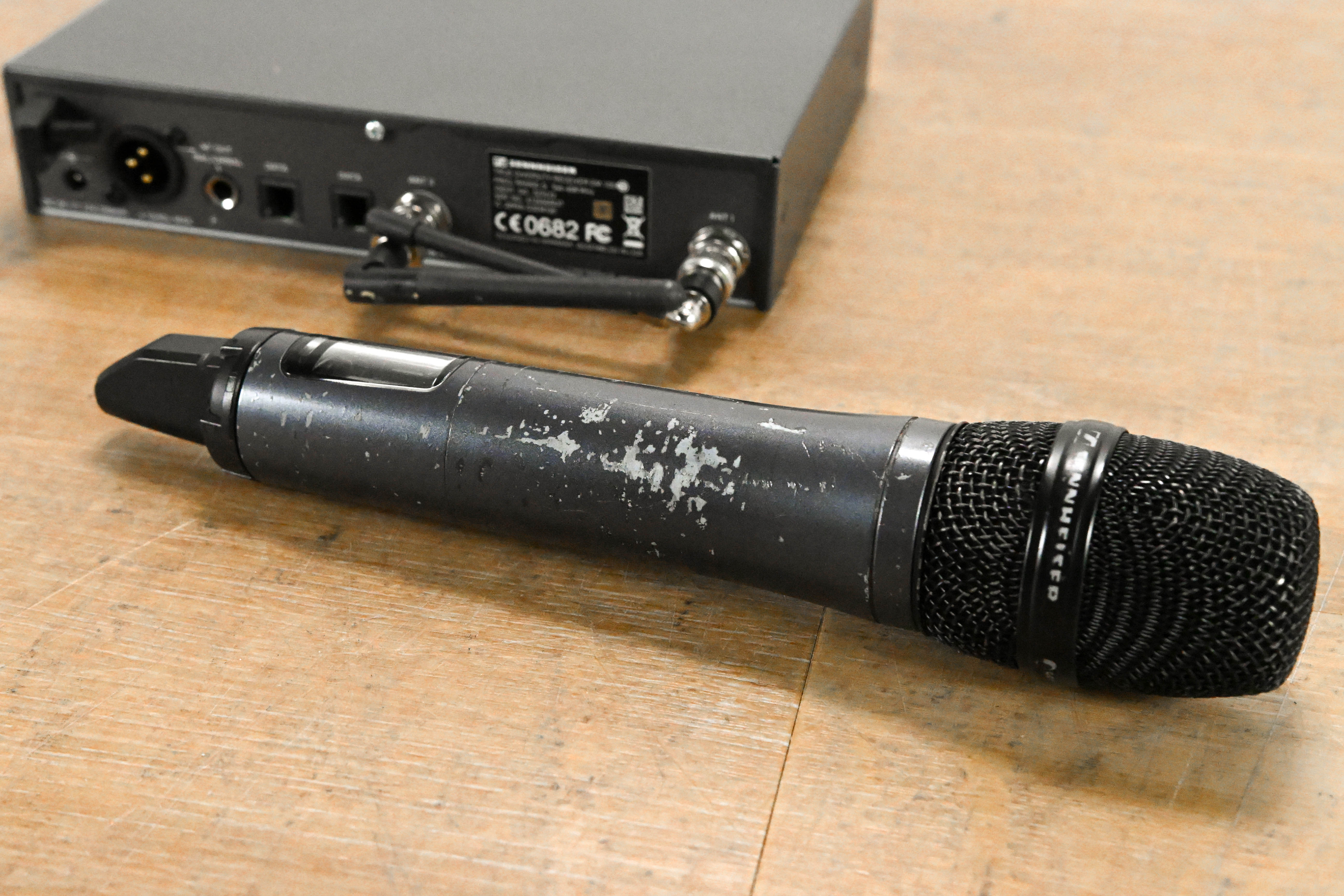 Sennheiser ew 100 G3 Handheld Wireless System 566-608MHz NO POWER SUPPLY