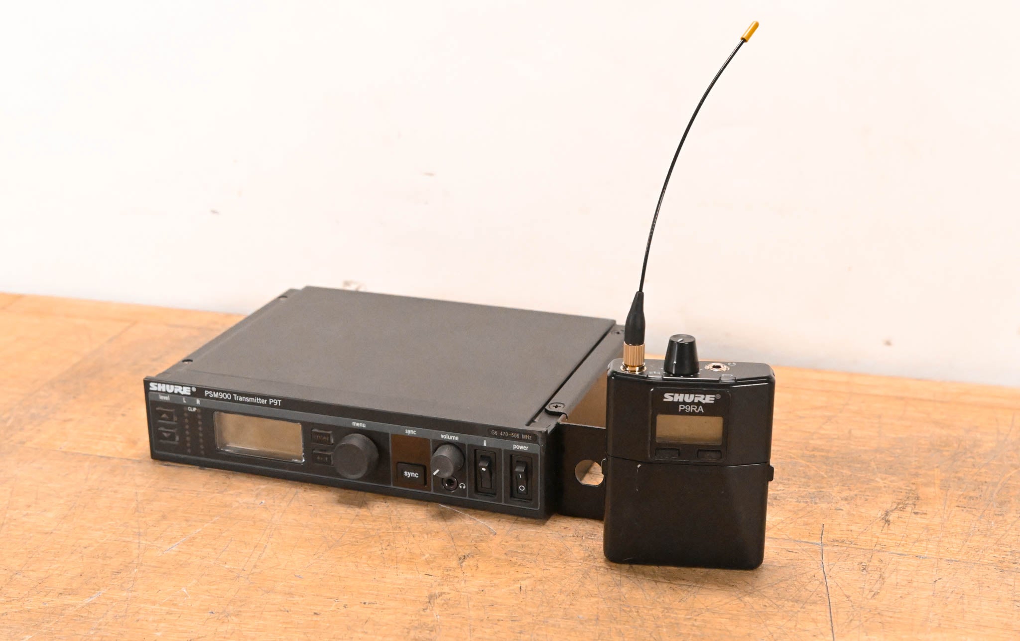 Shure PSM 900 Wireless IEM System - G6 Band (NO POWER SUPPLY)