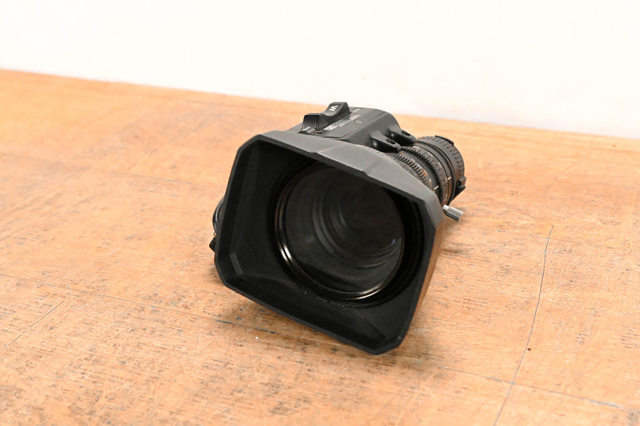Fujinon Th16x5.5BRMU 1/3" Broadcast Zoom Lens - 1:1.4/5.5-88mm