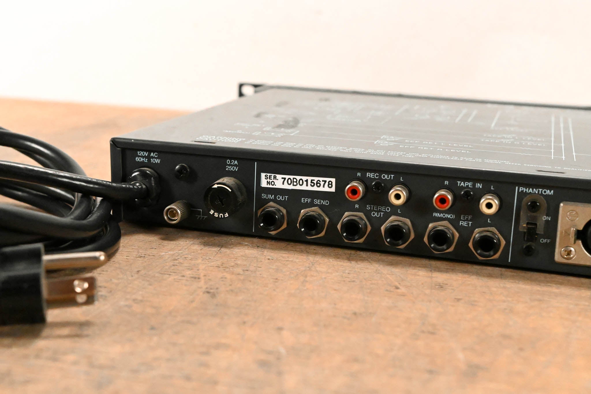 TOA D-3 Stereo Electronic Music Mixer