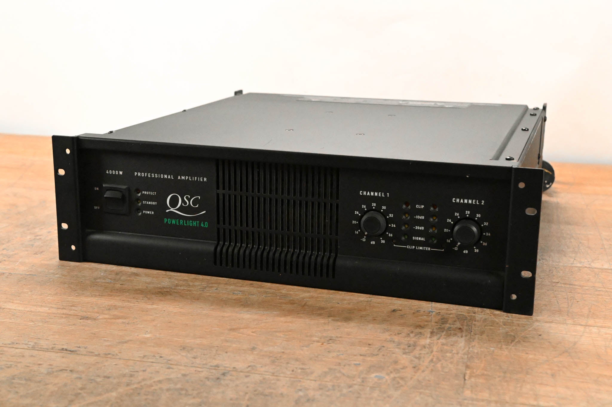 QSC PowerLight 4.0 2-Channel Power Amplifier
