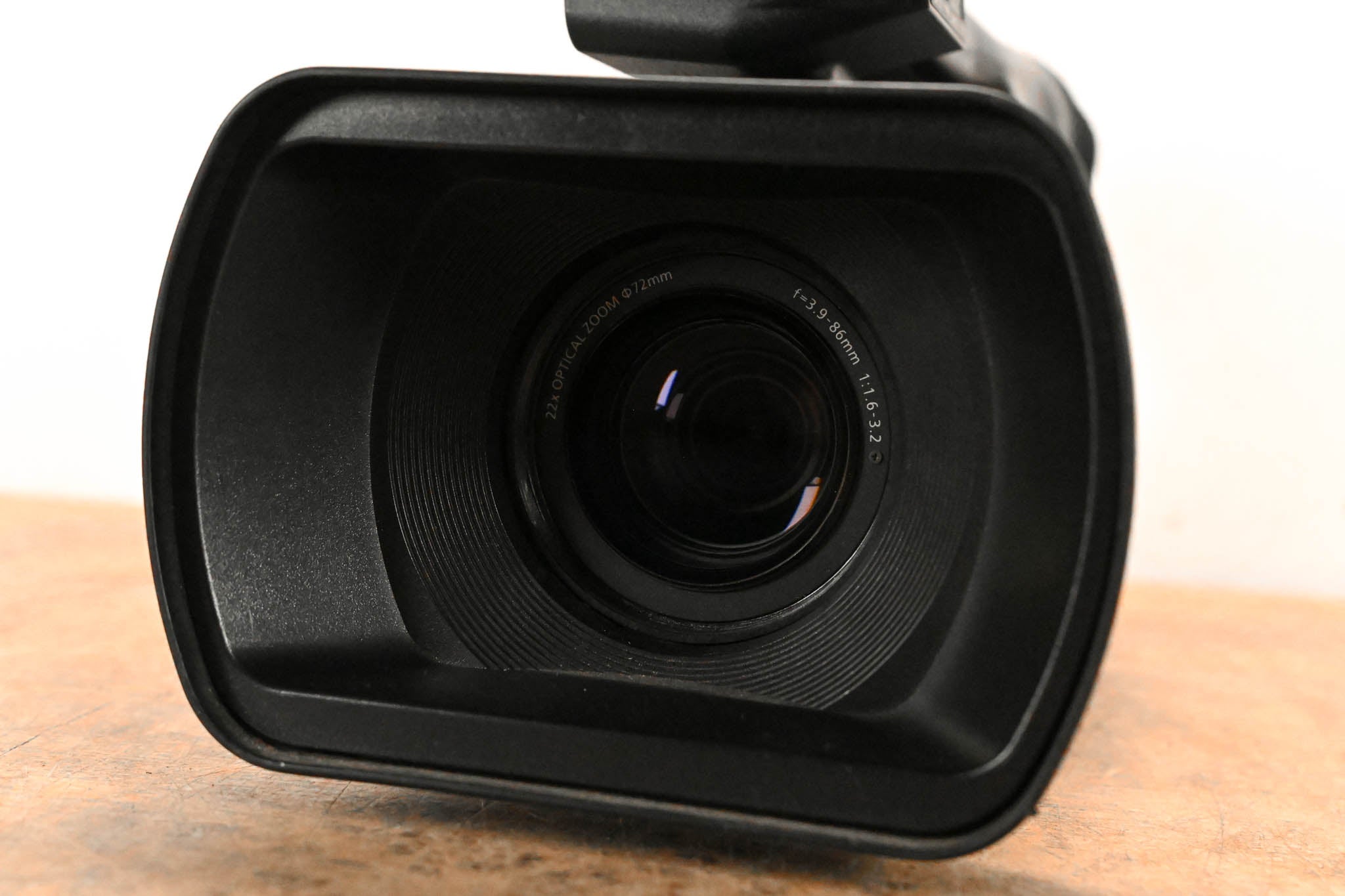 Panasonic AG-HPX255P P2 HD Handheld Camcorder