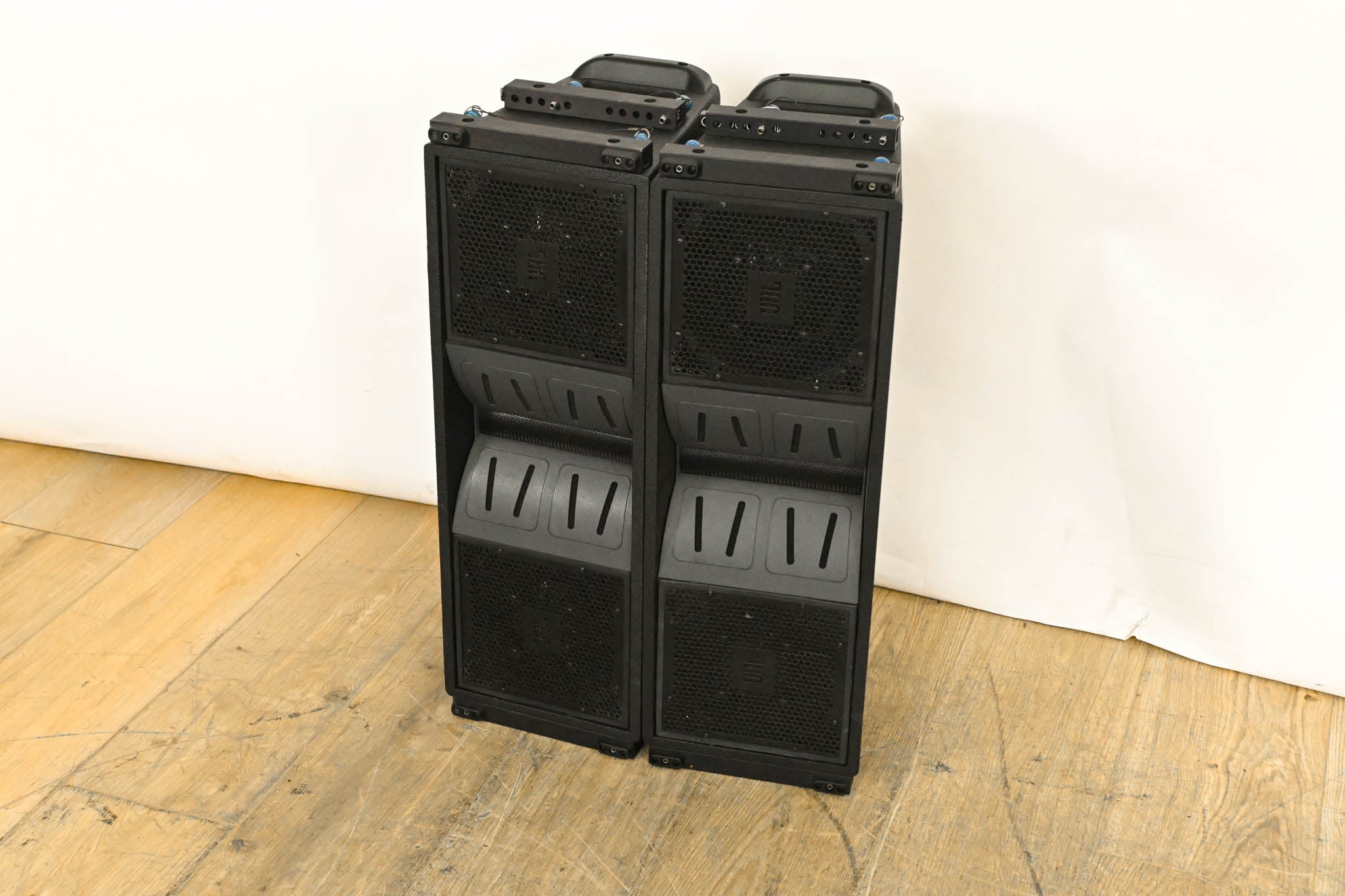 JBL VT4886 Dual 6.5" Passive Compact Line Array Loudspeakers (PAIR)