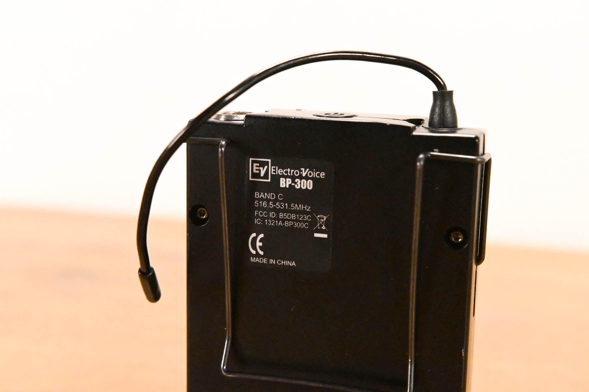 Electro-Voice (EV) R-300 Receiver w/ BP-300 Bodypack - Band C (NO PSU)