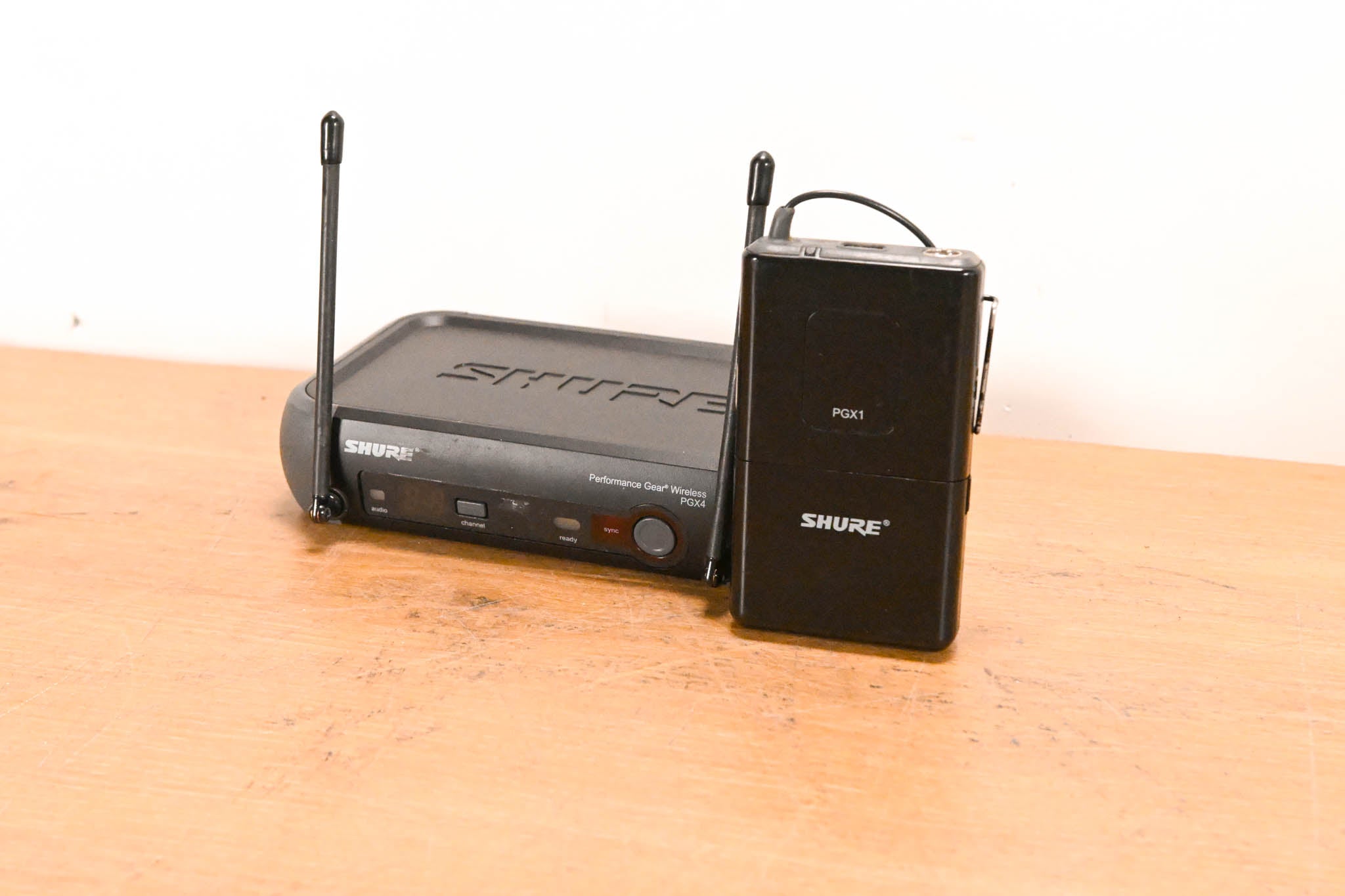 Shure PGX14 Wireless Beltpack System J6 Band - 572-590 MHz (NO PSU)