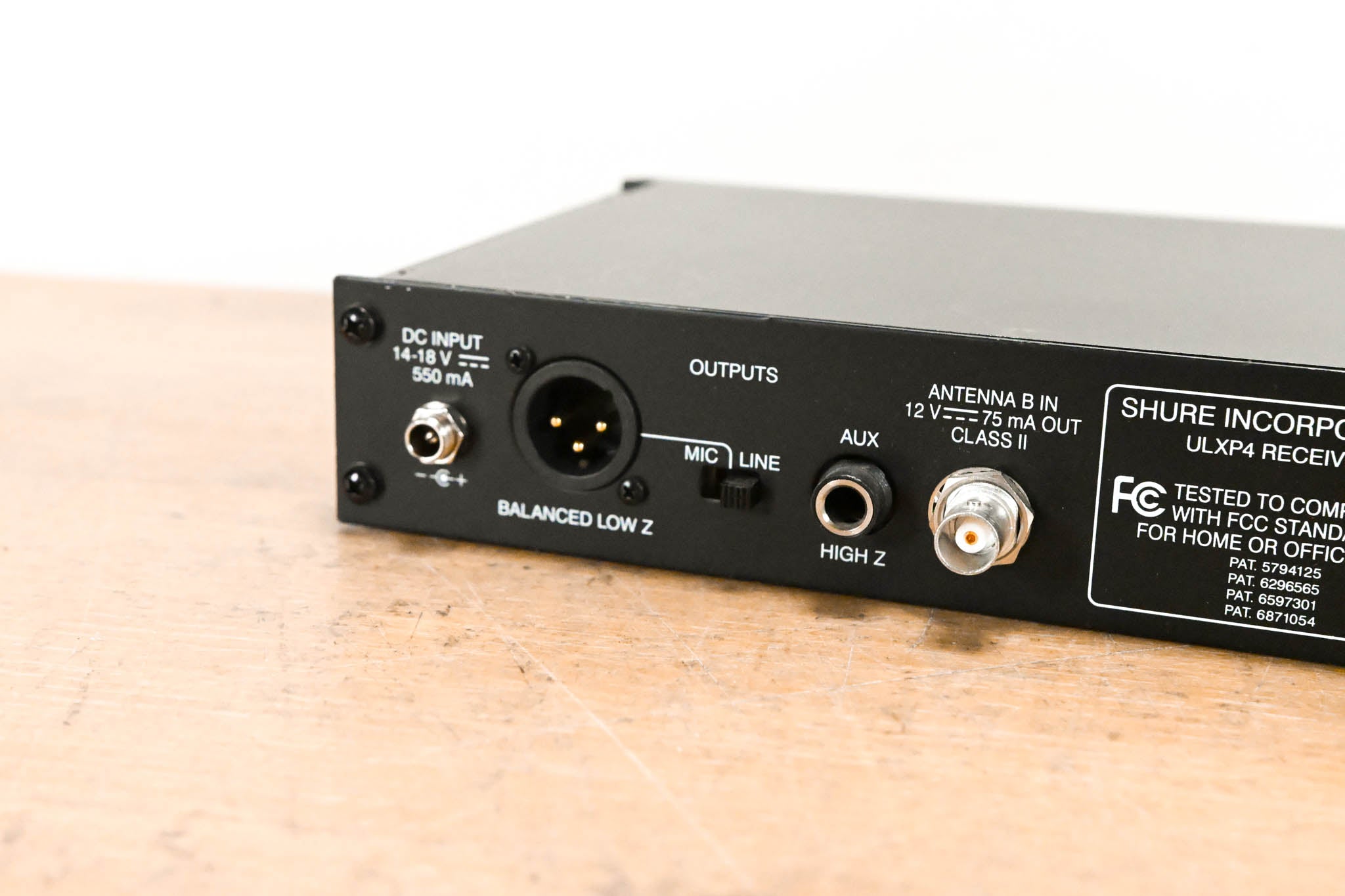 Shure ULXP4 Wireless Receiver - G3 Band: 470-506 MHz (NO POWER SUPPLY)