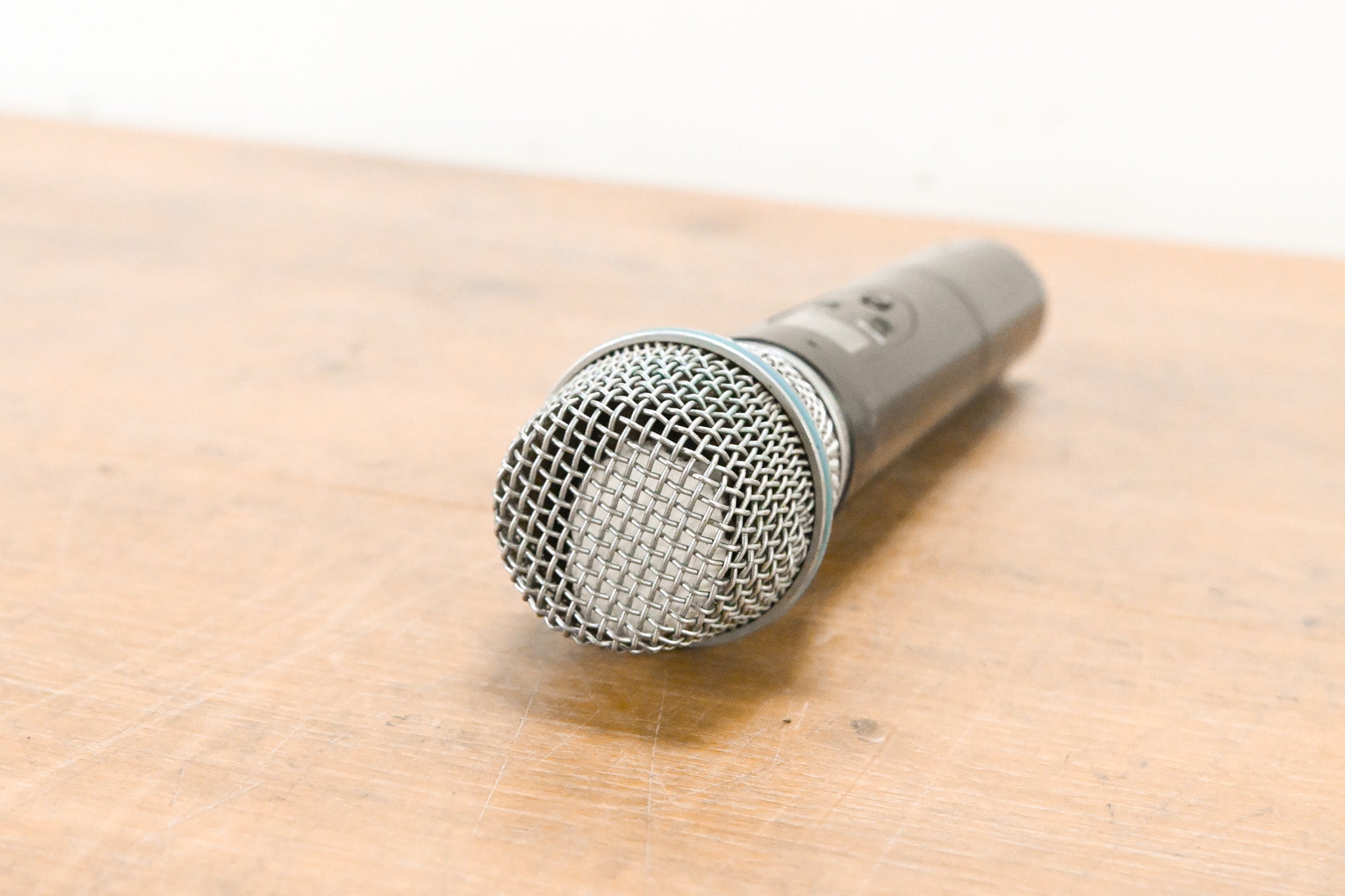 Shure ULXP24/BETA87A Handheld Wireless System - G3 Band NO POWER SUPPLY