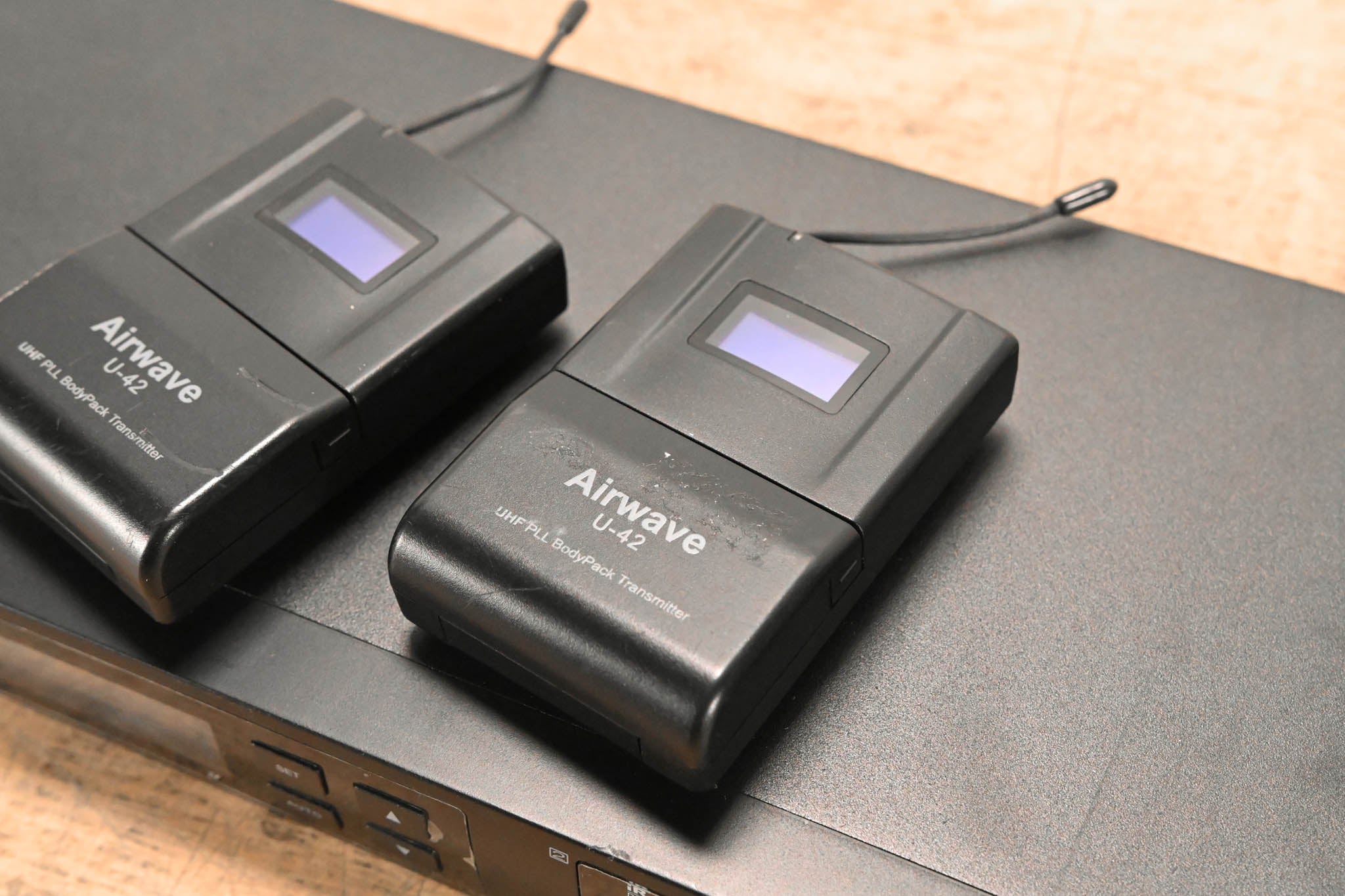 Airwave Technologies AT-4220 Wireless System B Range NO POWER SUPPLY