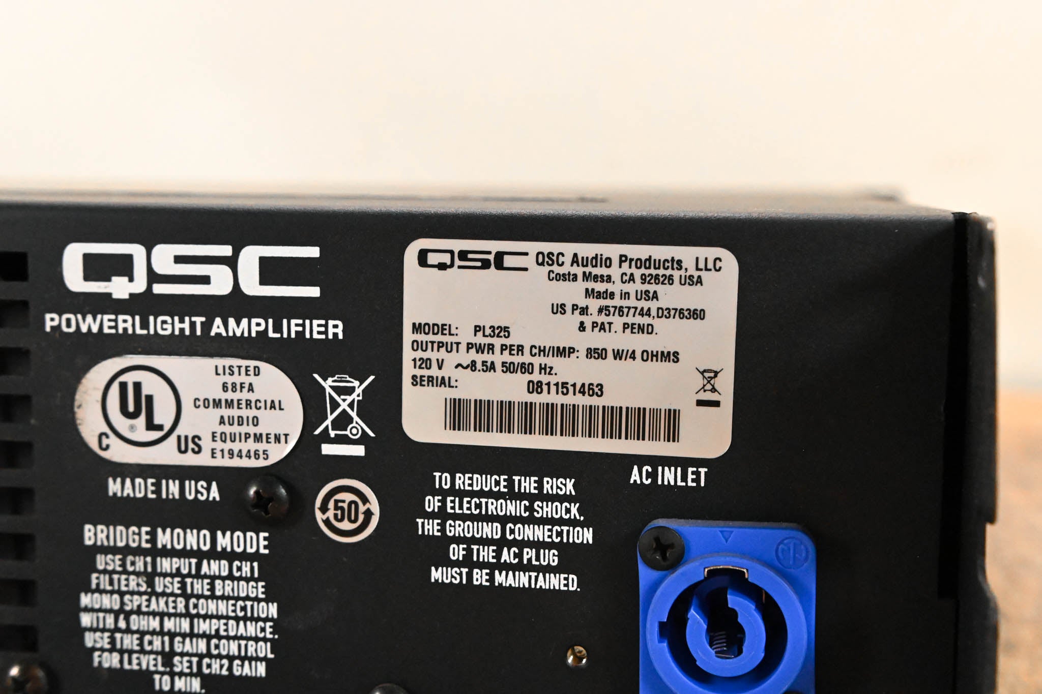 QSC PL325 Powerlight 3 Series 2-Channel Power Amplifier