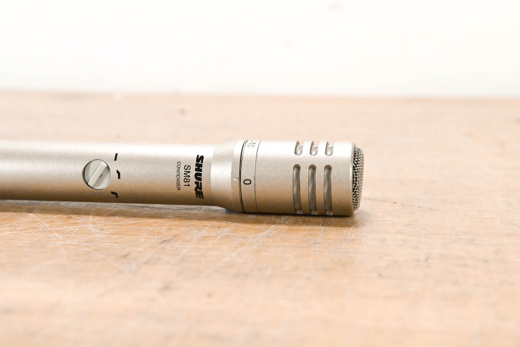 Shure SM81 Cardioid Condenser Microphone