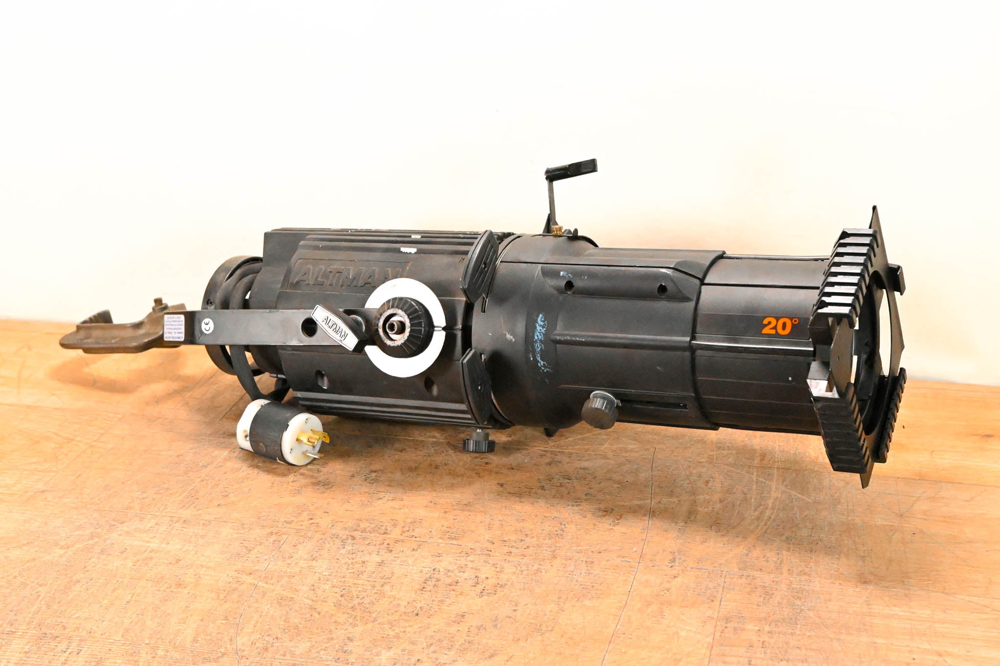 Altman Shakespeare S6-20 20 Degree Ellipsoidal Spotlight