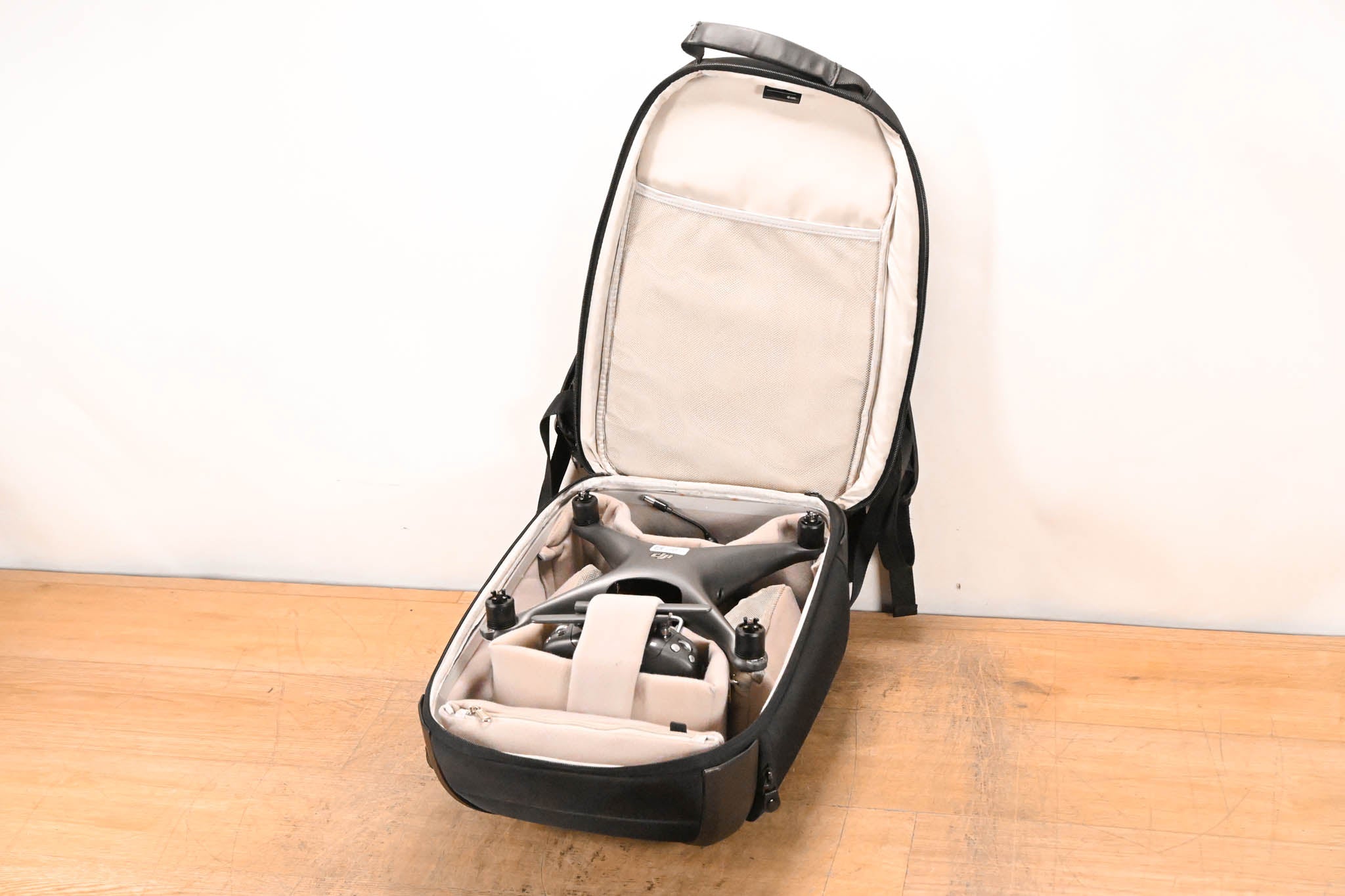 DJI Phantom 4 Pro Obsidian Drone Bundle w/ Controller, Batteries & Case