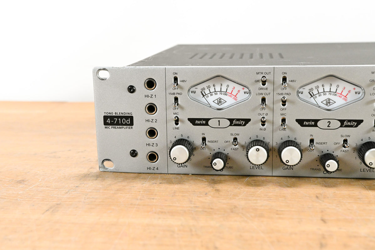 Universal Audio 4-710d 4-Channel Microphone Preamp and Compressor