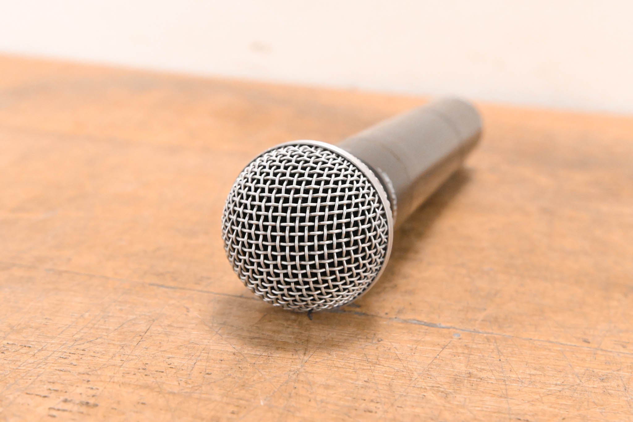 Shure ULXS24/58 Handheld Wireless System - J1 Band (NO POWER SUPPLY)