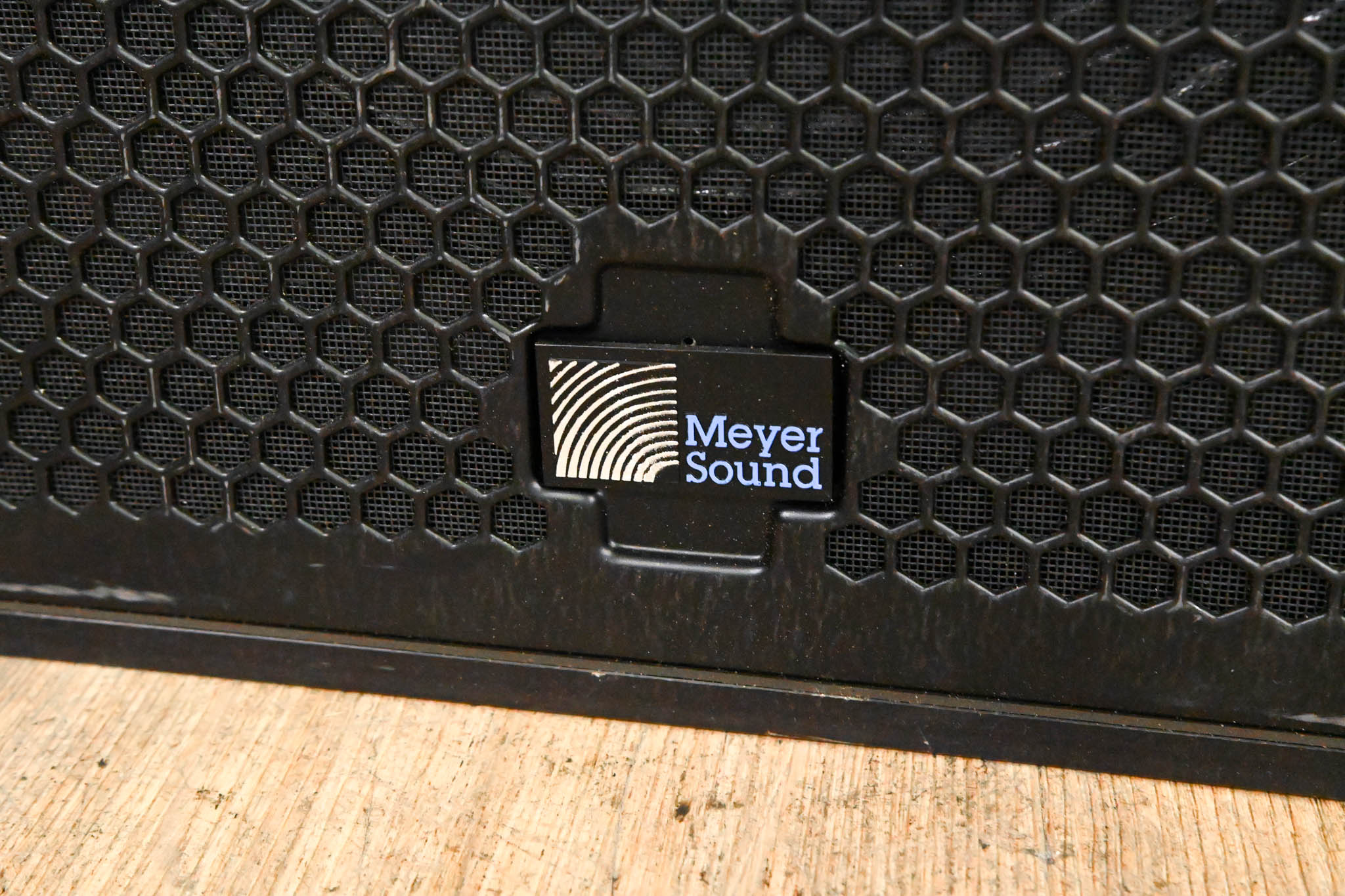 Meyer Sound UPQ-2P Active Narrow Coverage Loudspeaker (PAIR)