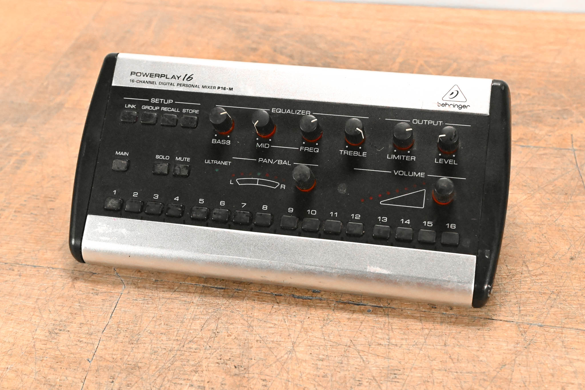 Behringer Powerplay P16-M 16-Channel Digital Personal Mixer