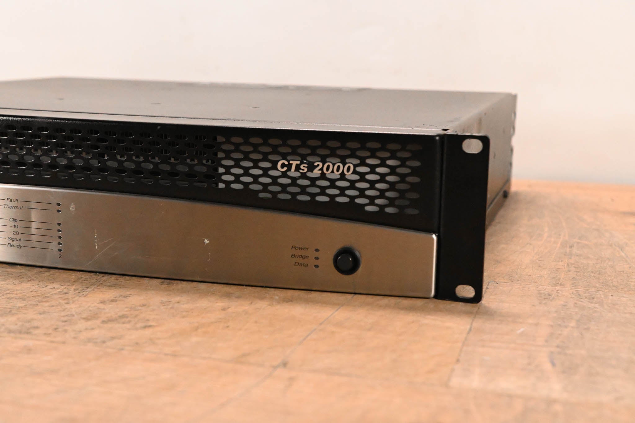 Crown CTs 2000 2-Channel 1000W Power Amplifier