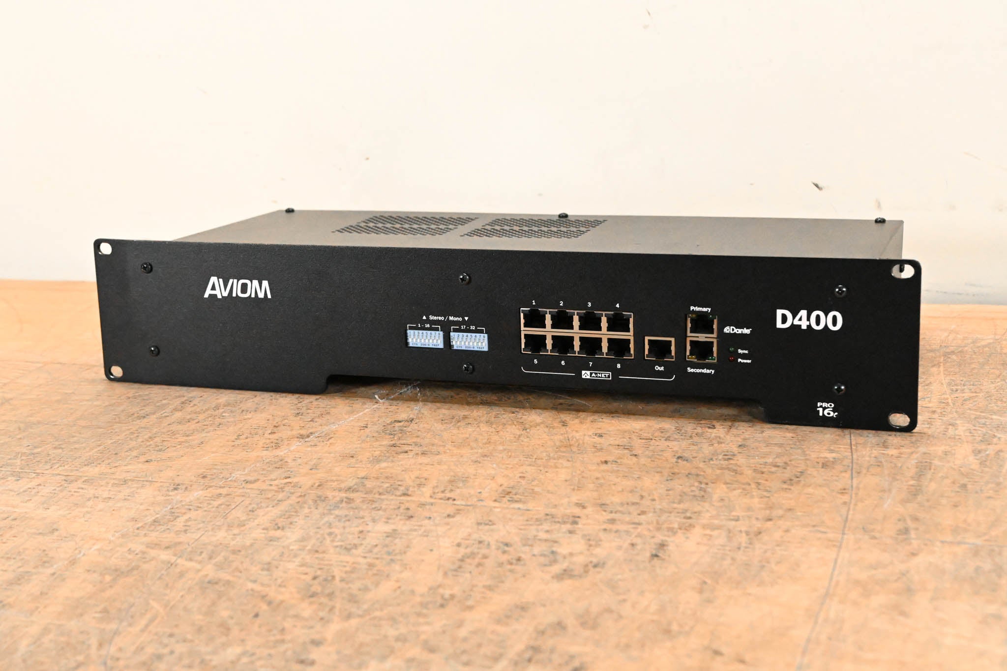 Aviom D400-Dante A-Net Distributor with Dante Connectivity