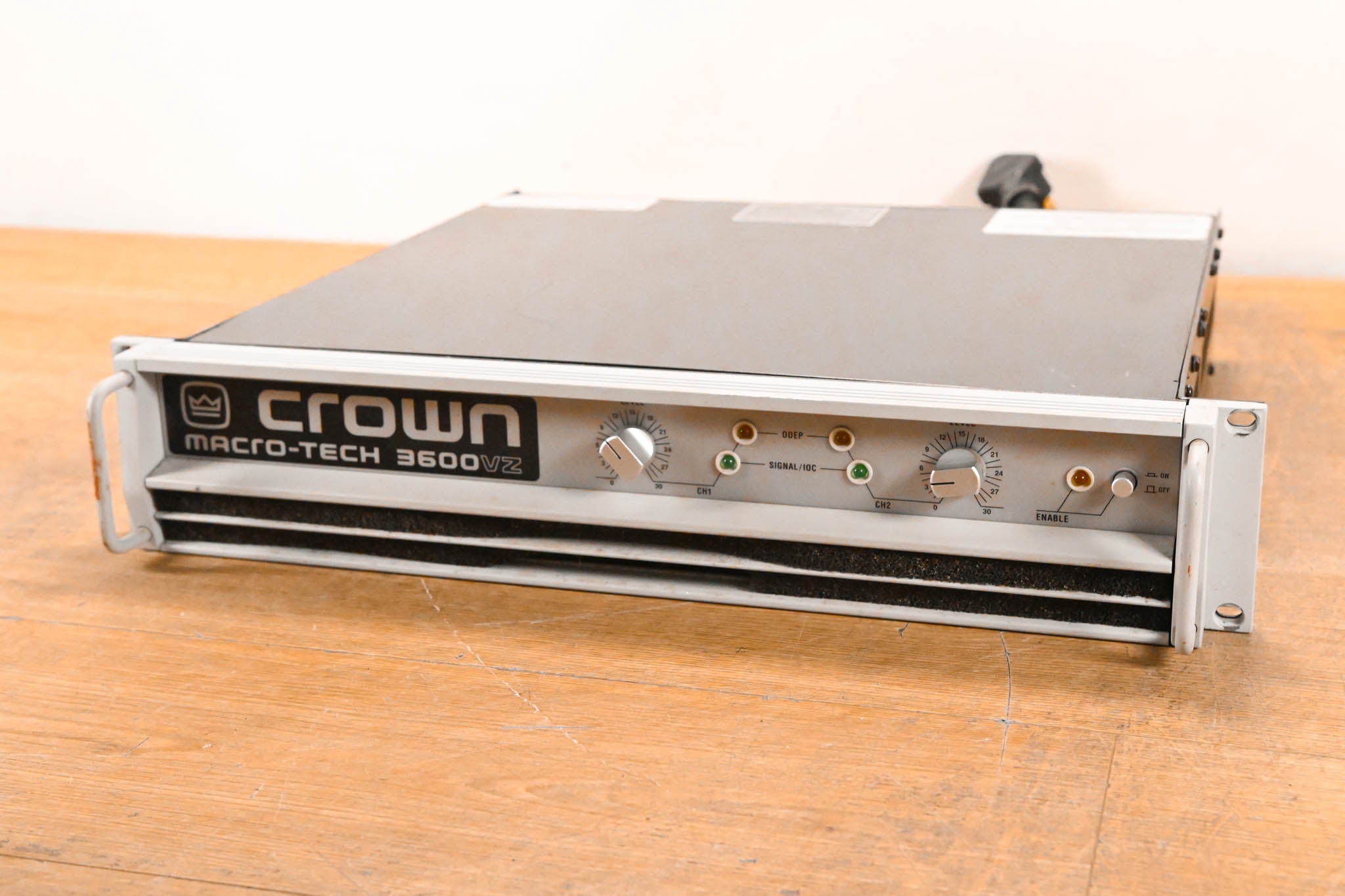 Crown Macro-Tech 3600VZ 2-Channel Power Amplifier