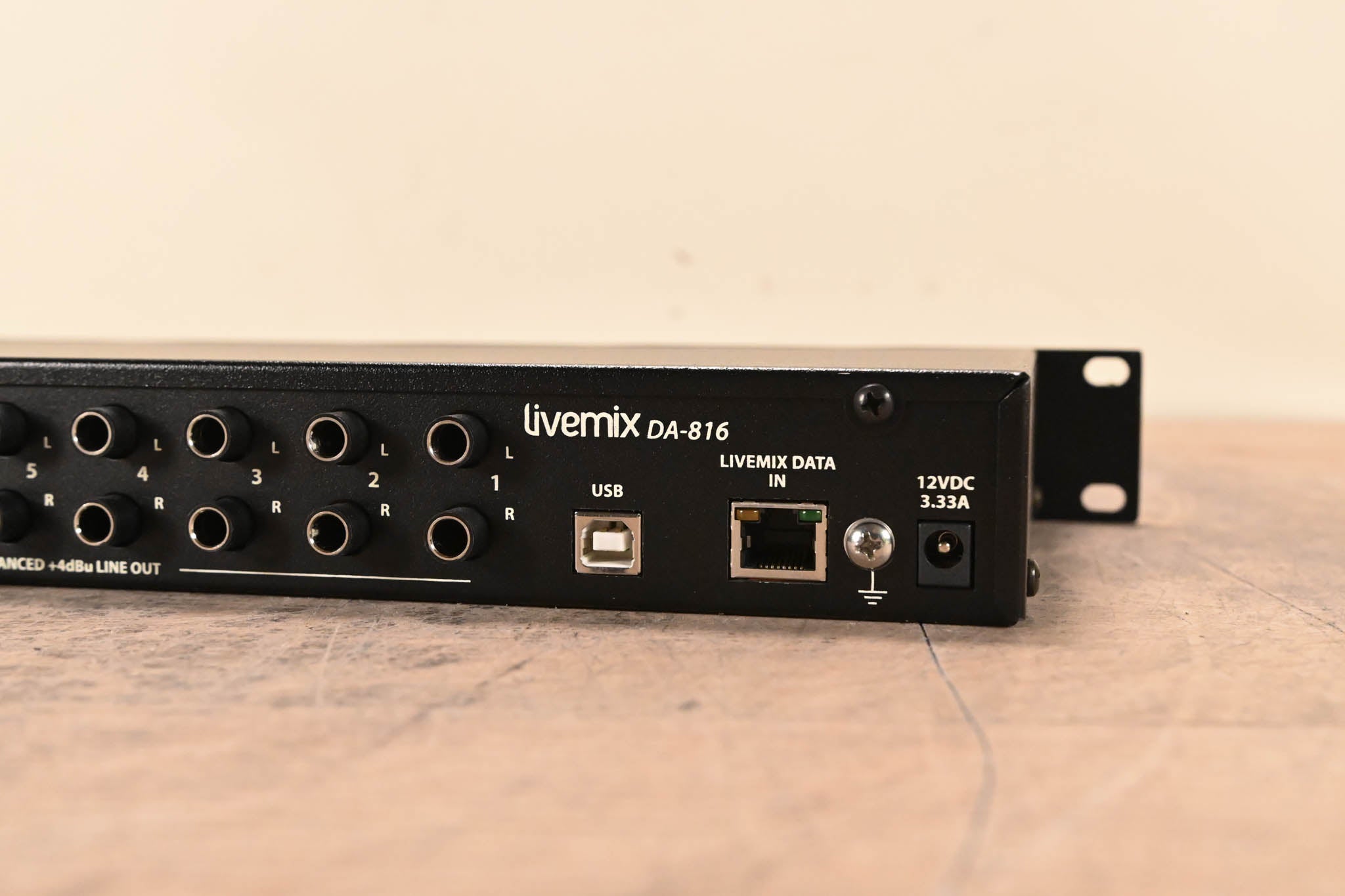 Digital Audio Labs Livemix DA-816 Analog Output Unit (NO POWER SUPPLY)