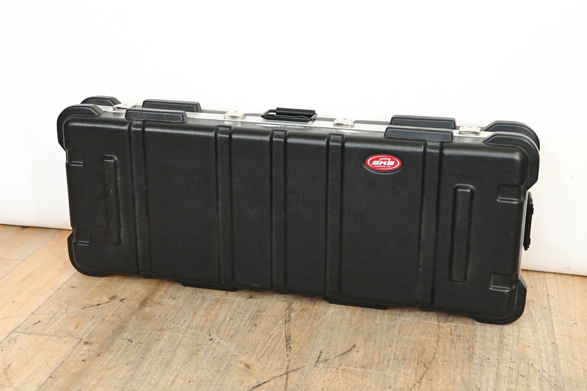 SKB 1SKB-4214W 61-key ATA Keyboard Carrying Case with Wheels