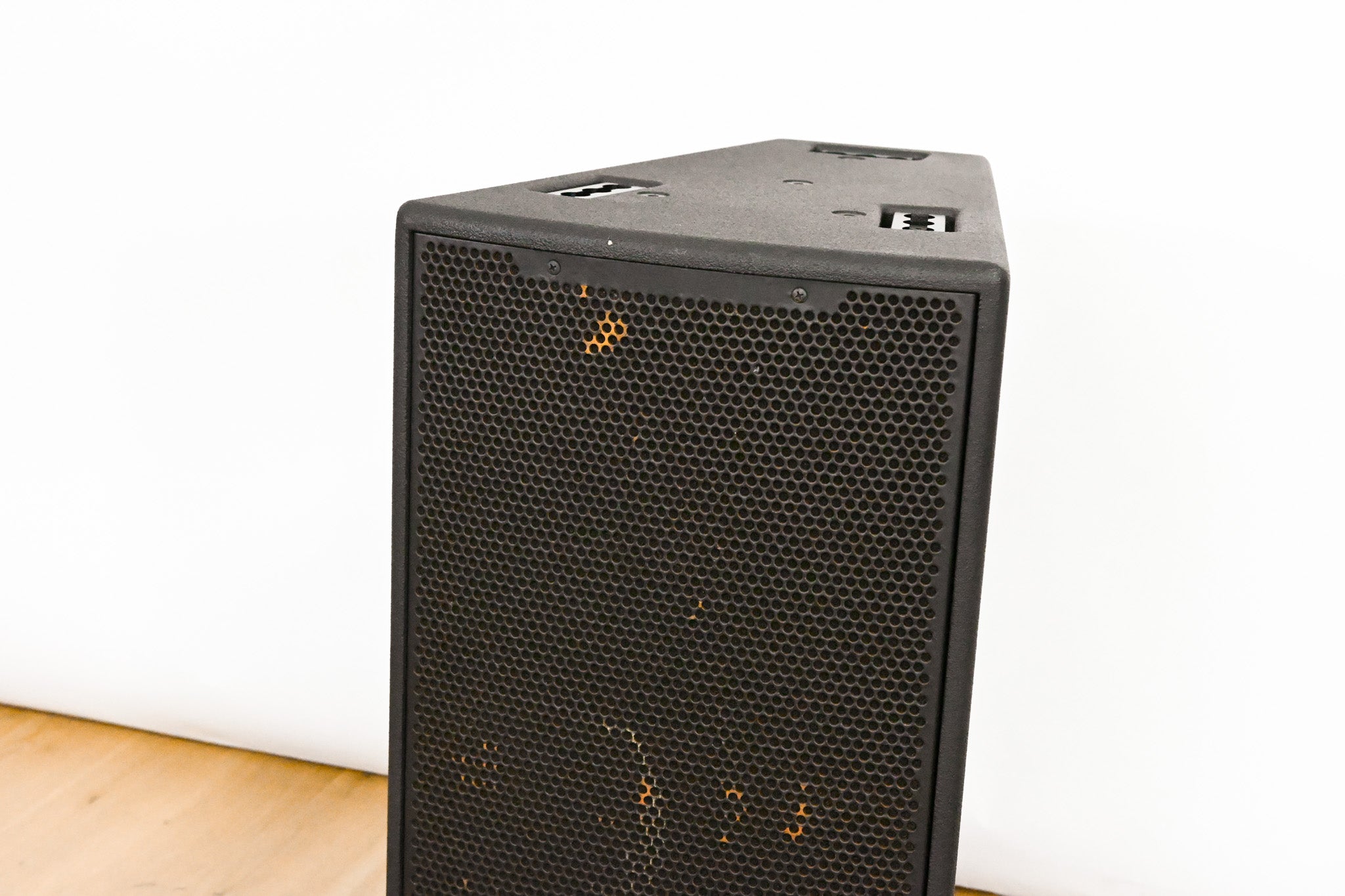 JBL VP7212/64DPAN Powered 12-inch Integrated Loudspeaker