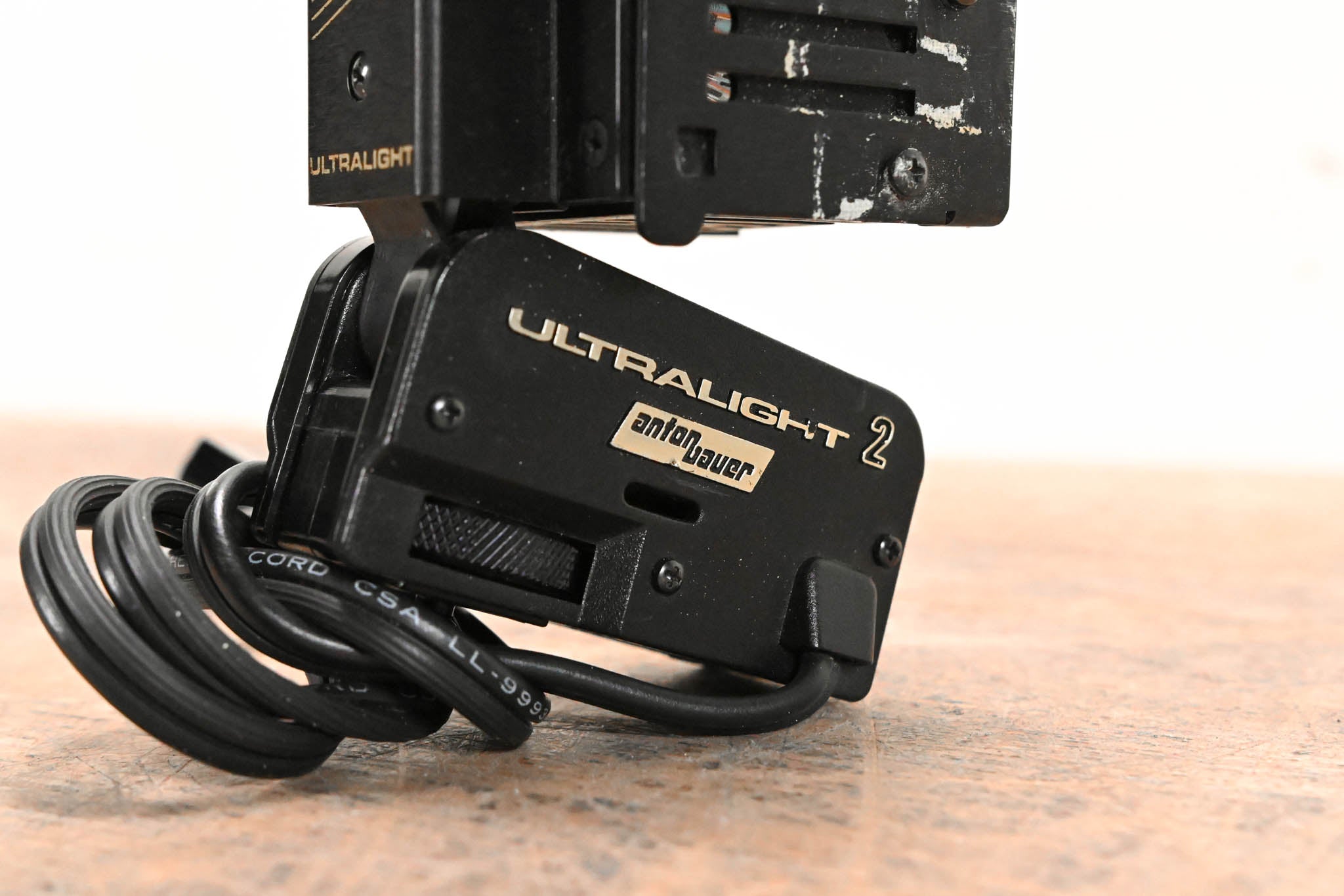 Anton Bauer Ultralight 2 On-Camera Light