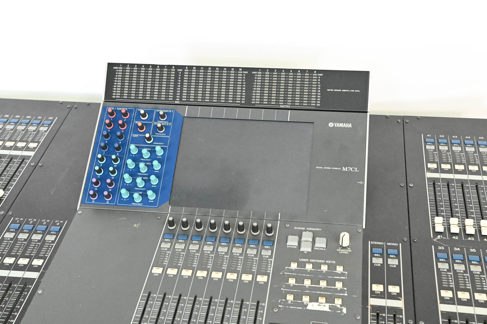 Yamaha M7CL-48 48-Channel Digital Audio Mixing Console