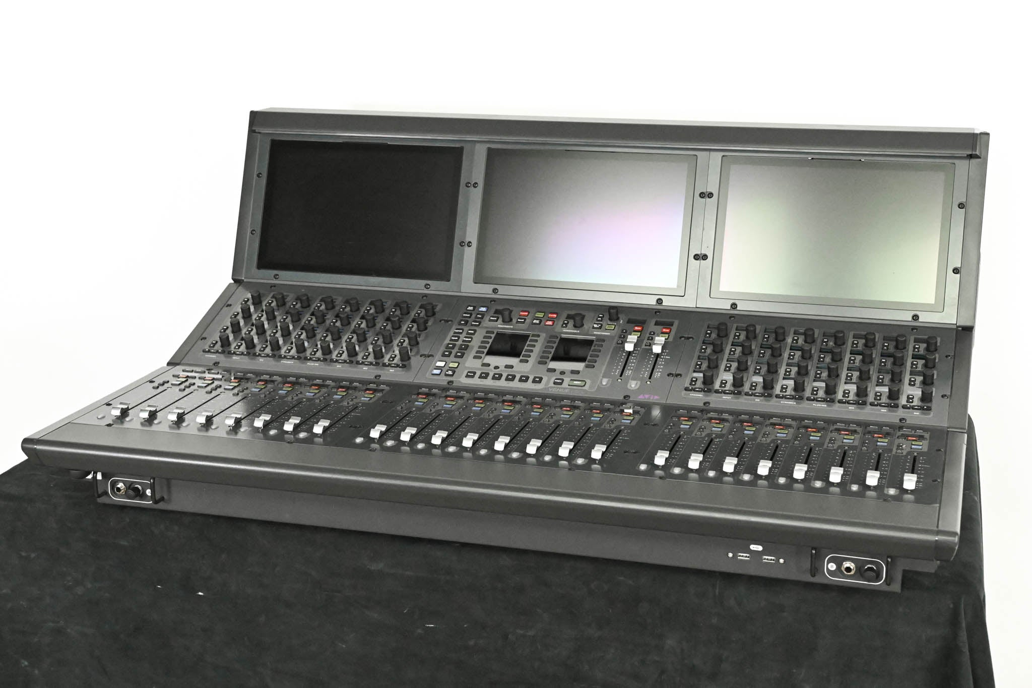 AVID VENUE S6L-24D Surface with E6L-112 Engine & Stage 64 64x32 I/O Rack