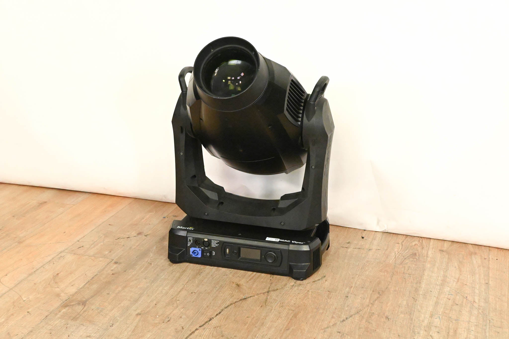 Martin MAC Viper Profile High Output Discharge-Based Moving Light