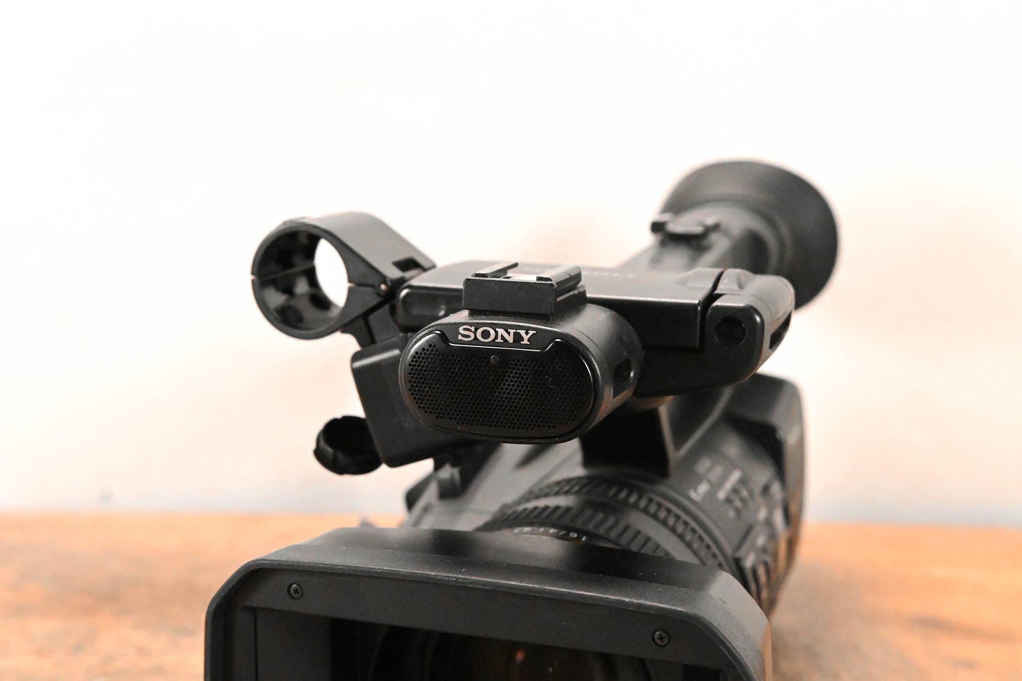 Sony HXR-NX5U NXCAM Professional Camcorder