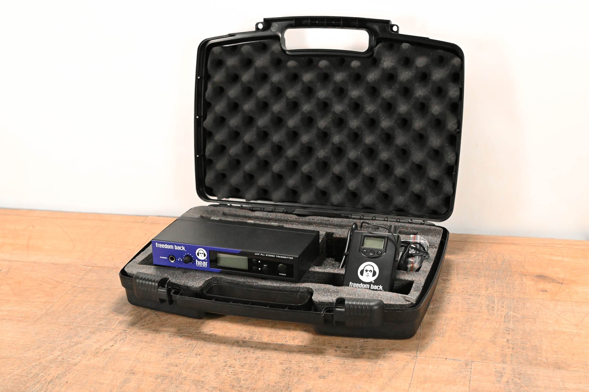 Hear Technologies Freedom Back Wireless IEM System - Band B: 655-679 MHz