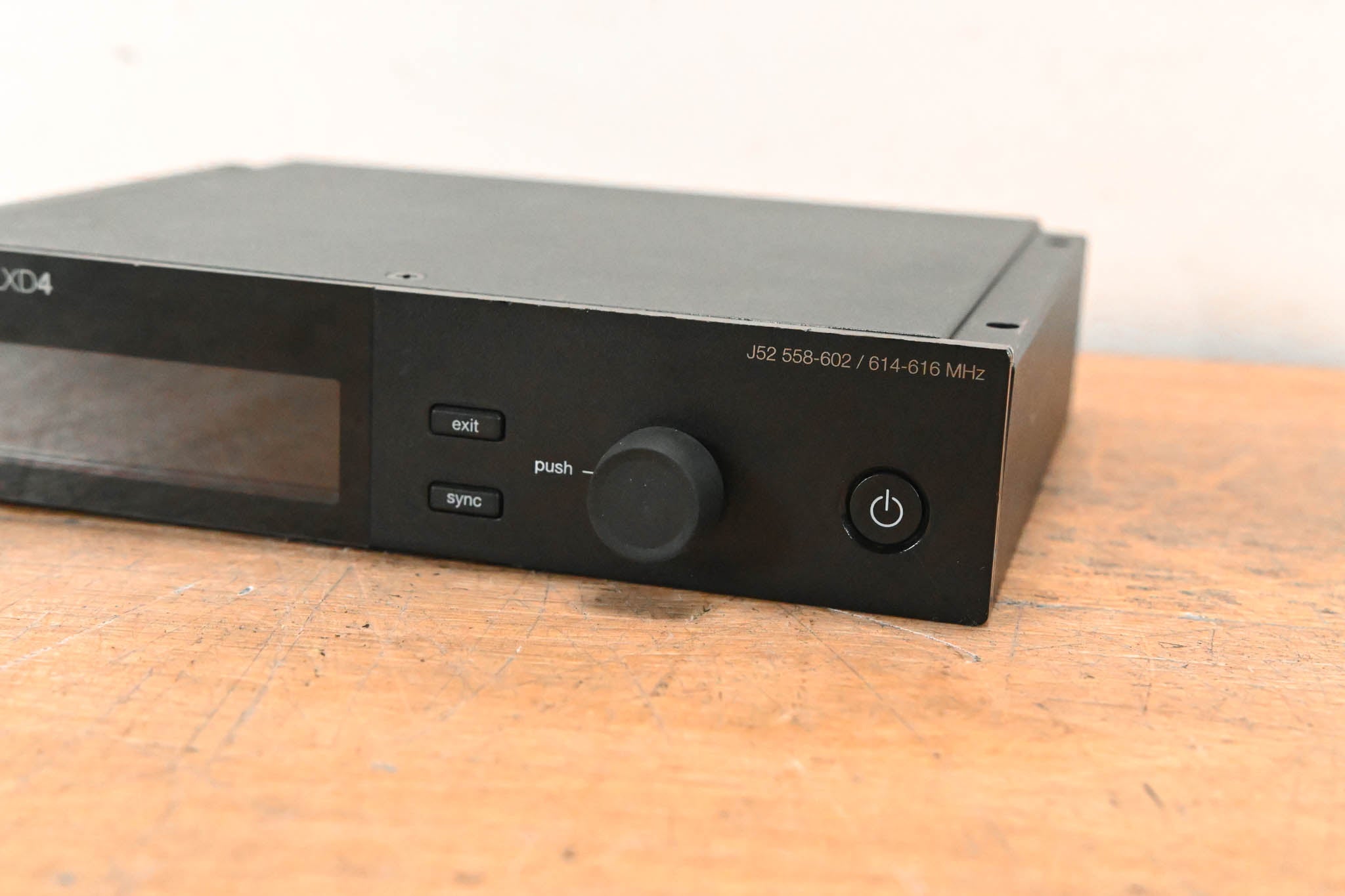 Shure SLXD4 Wireless Receiver - J52 Band: 558-602 / 614-616 MHz (NO PSU)