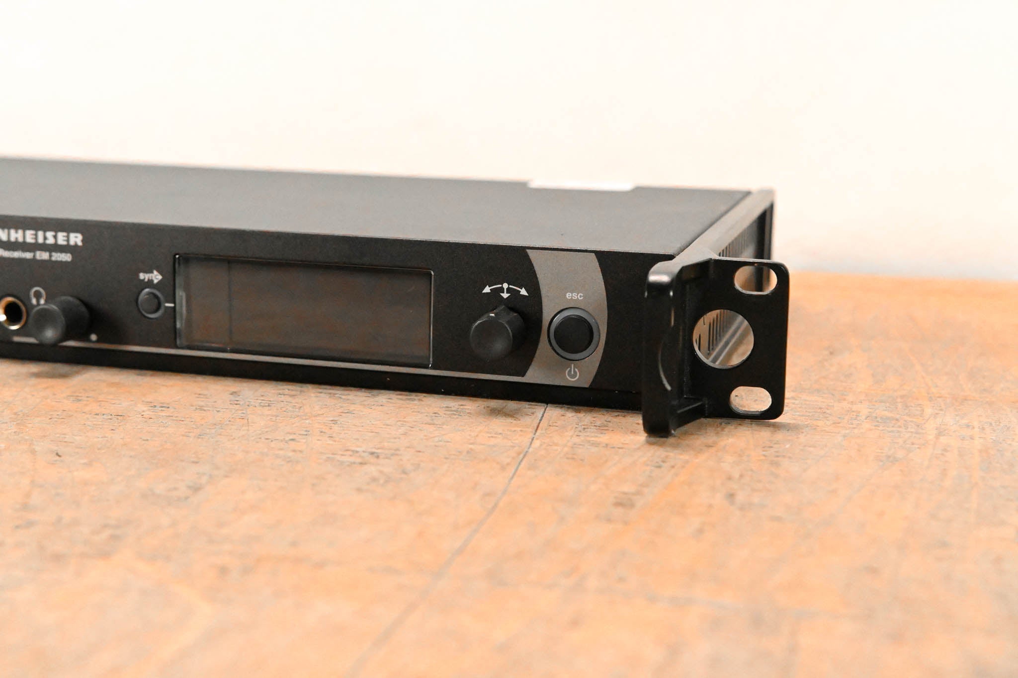 Sennheiser EM 2050 Dual-Channel Wireless Receiver Aw Range: 516-558 MHz