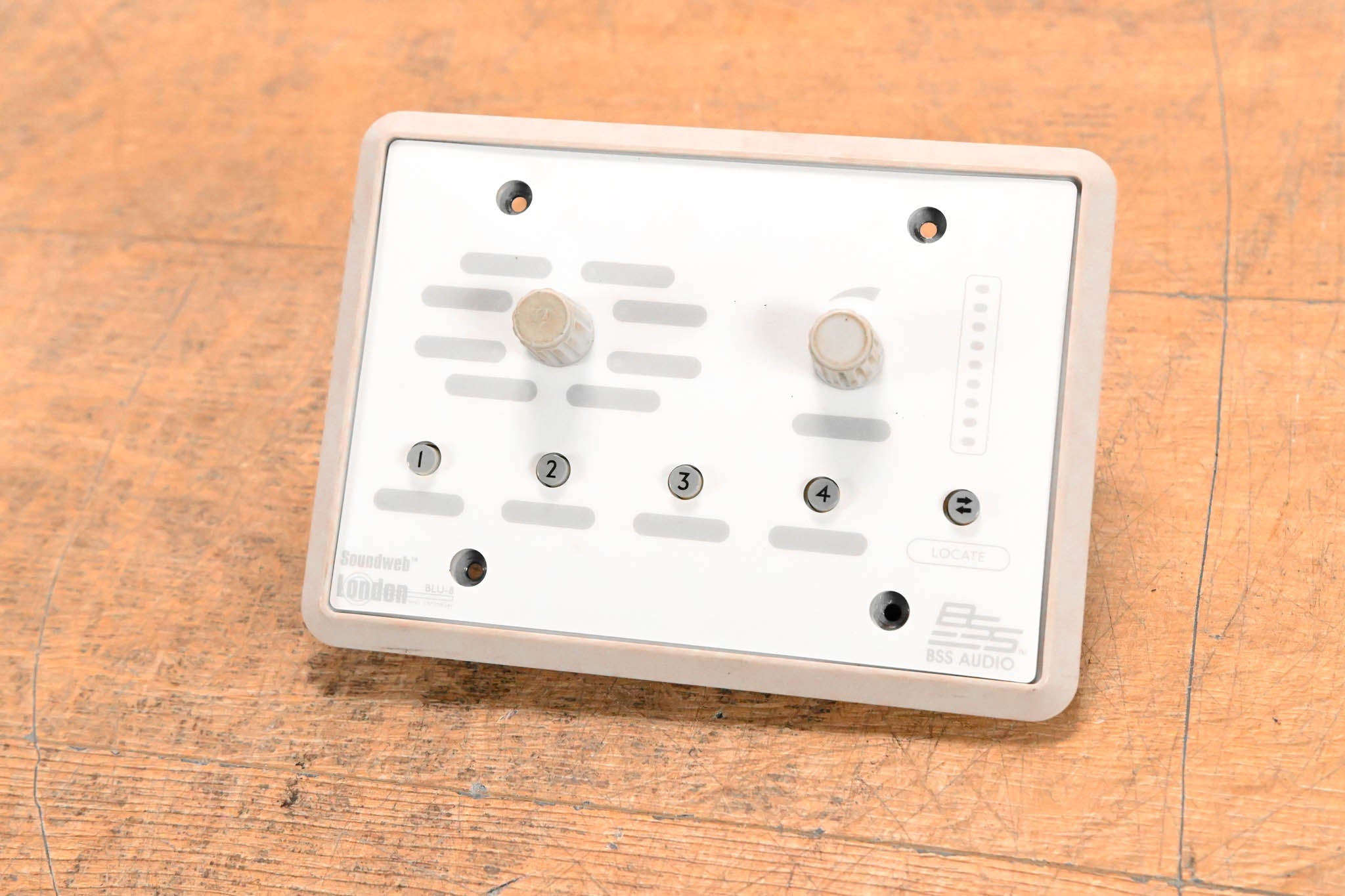 BSS BLU-8 Programmable Zone Controller (NO POWER SUPPLY)