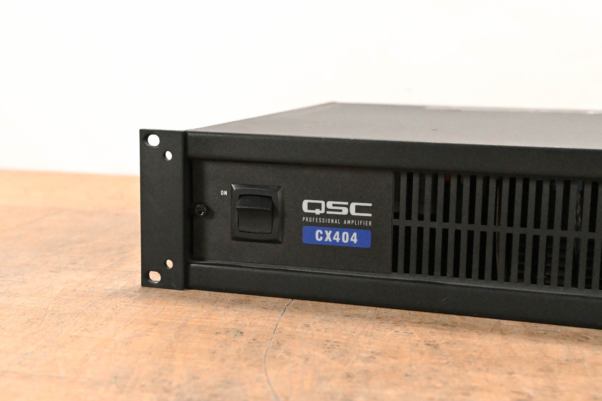 QSC CX404 400W 4-Channel Power Amplifier