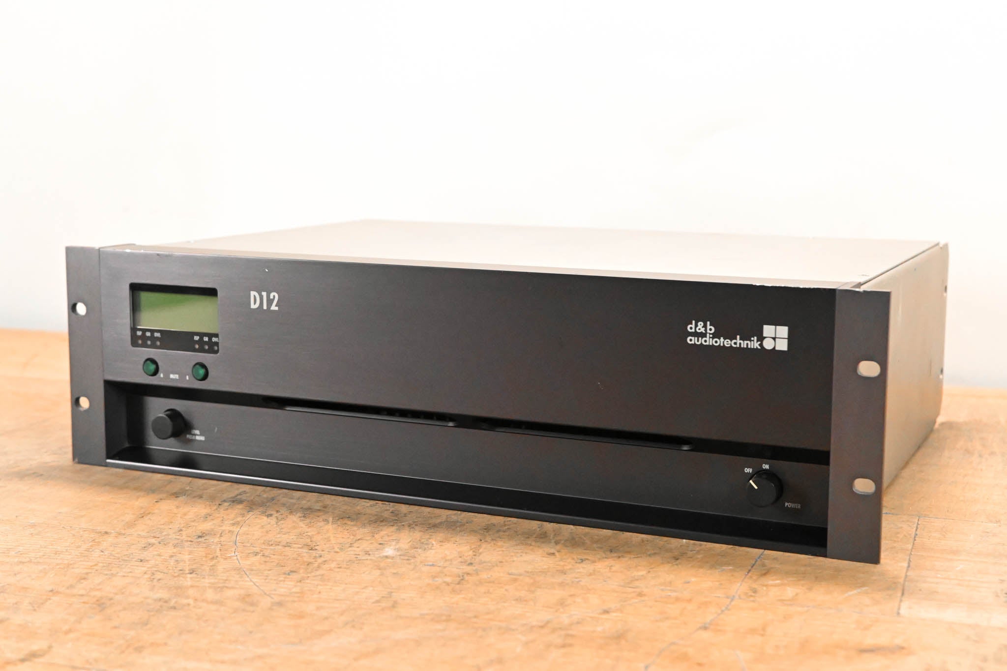 d&b audiotechnik D12 Dual-Channel Power Amplifier