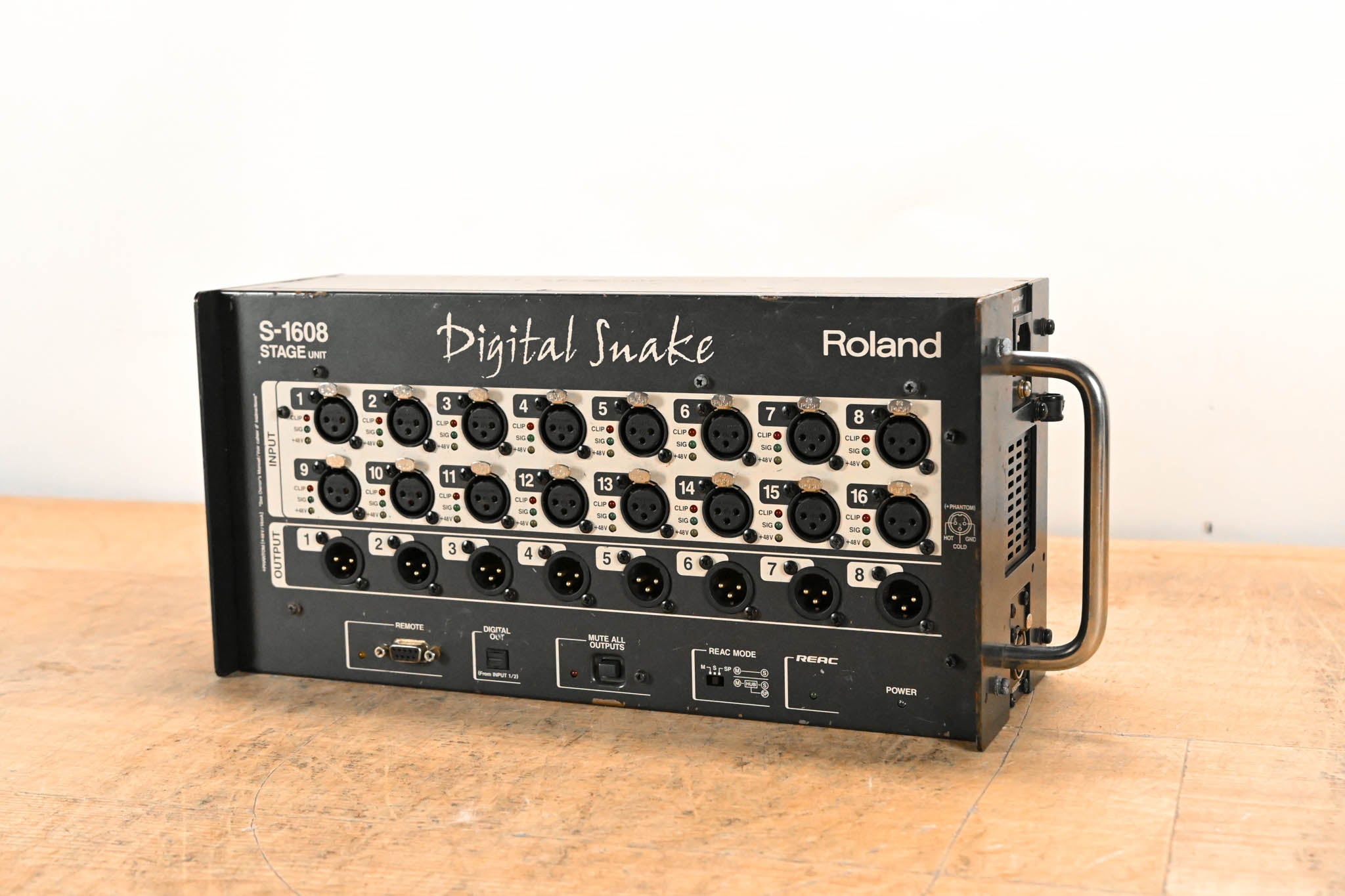 Roland S-1608 16 x 8 Stage Unit